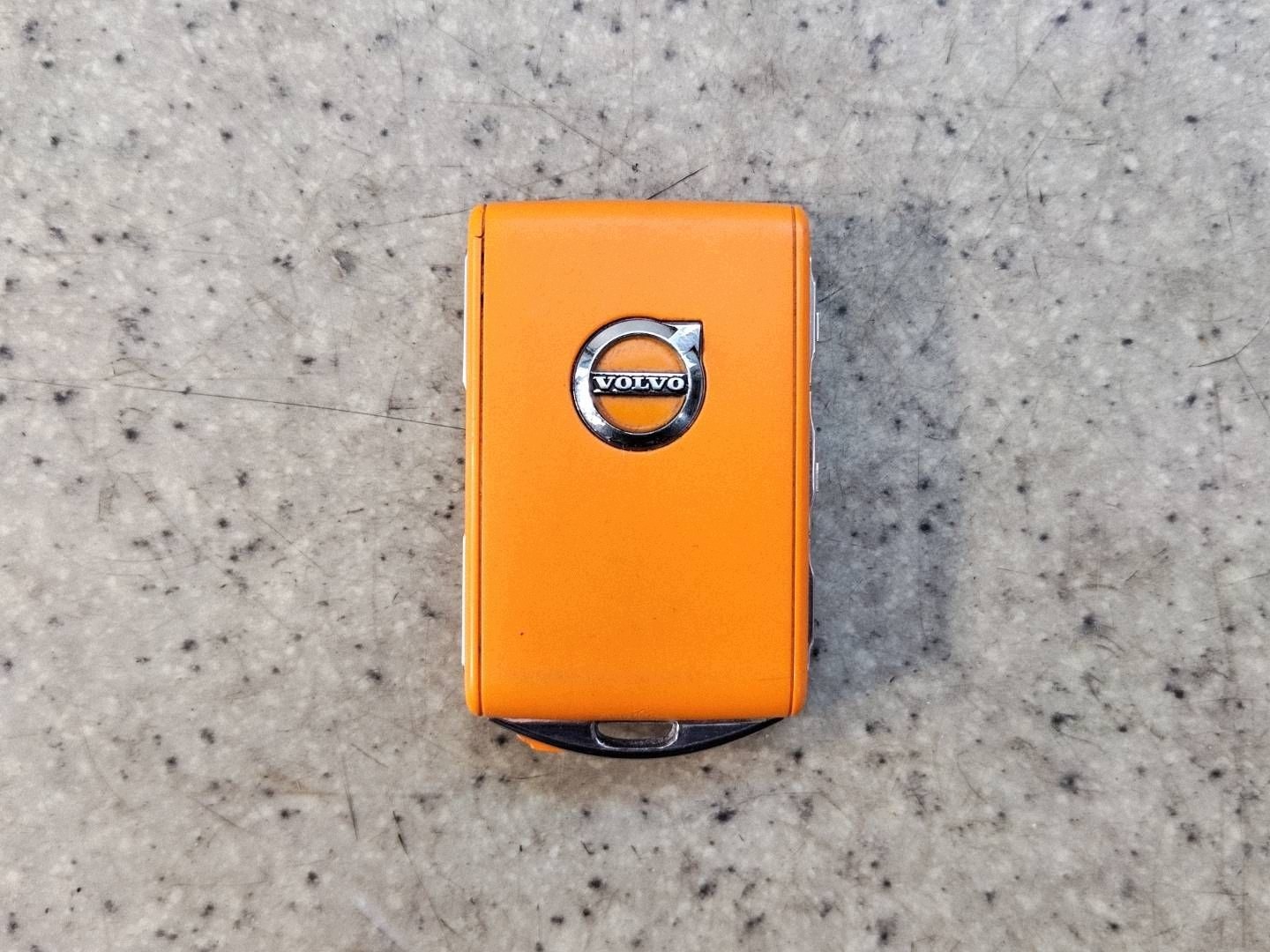 Clé télécommande Volvo V90 Orange AOP49380 image 2