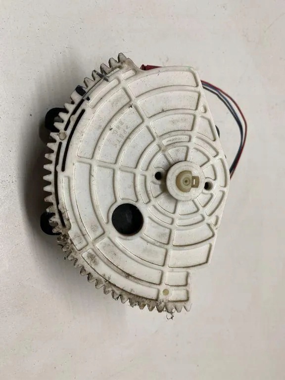 Toyota RAV4 IV Klepdeksel Actuator 0638002170 image 2