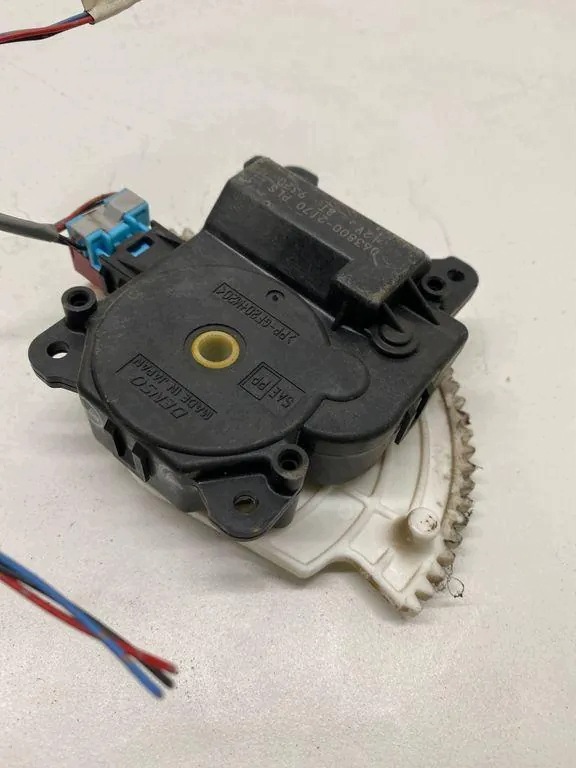 Toyota RAV4 IV Klepdeksel Actuator 0638002170 image 3