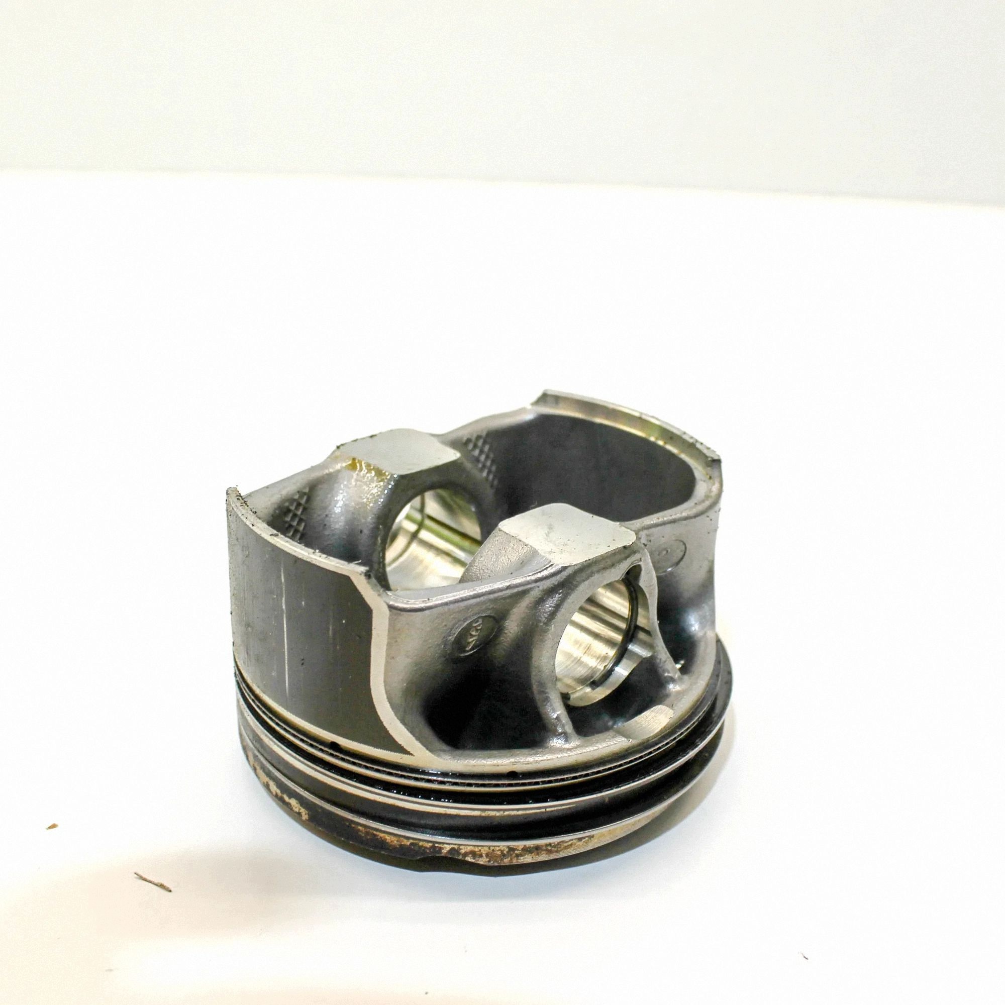 Piston Maserati Ghibli BTN45822 image 4