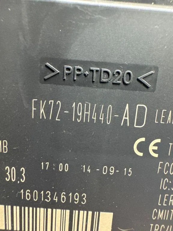 Módulo de confort Land Rover Discovery Sport FK7219H440AD image 3