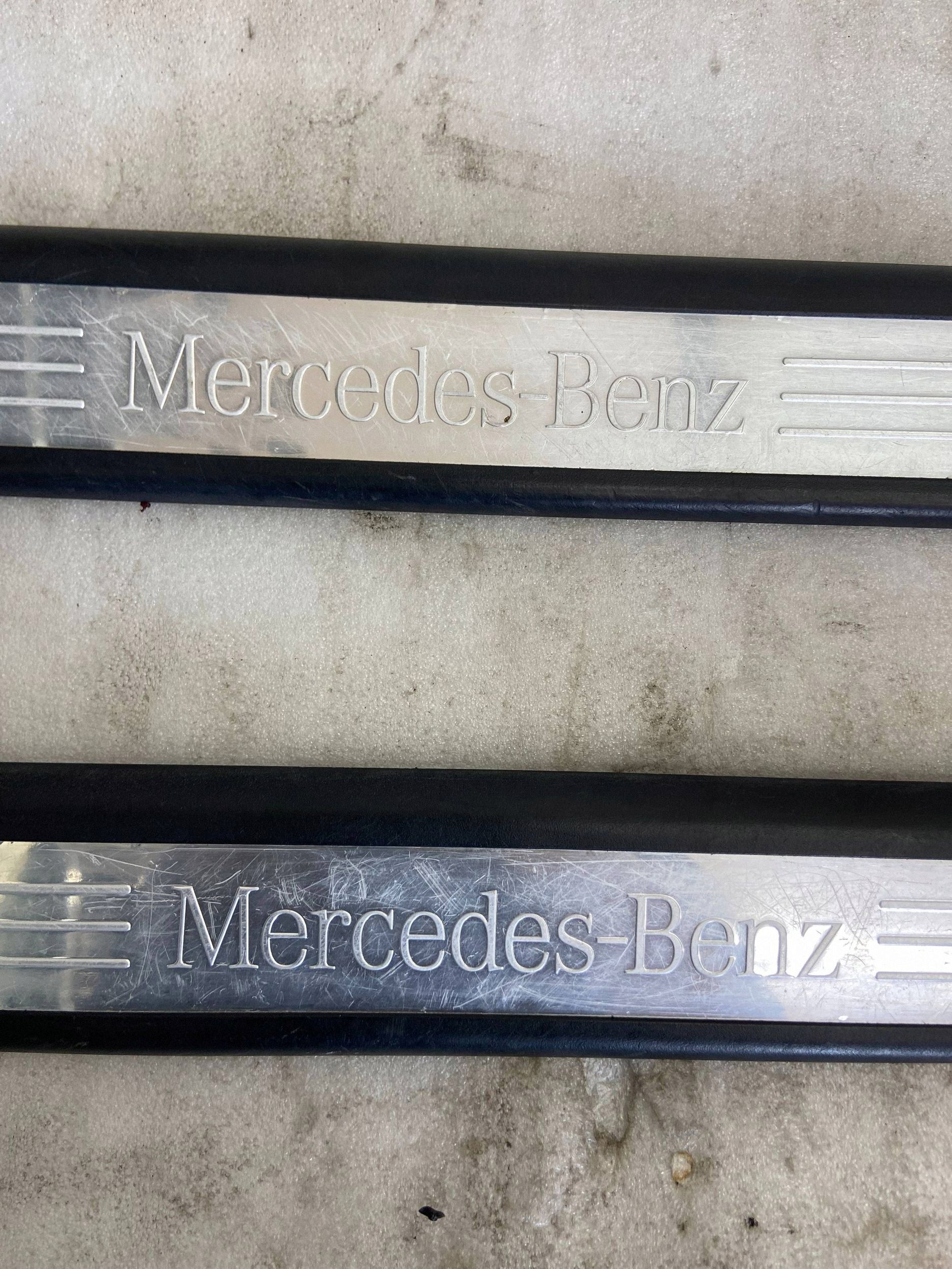 Soleira esquerda Mercedes-Benz M W164 A1646803435 image 10