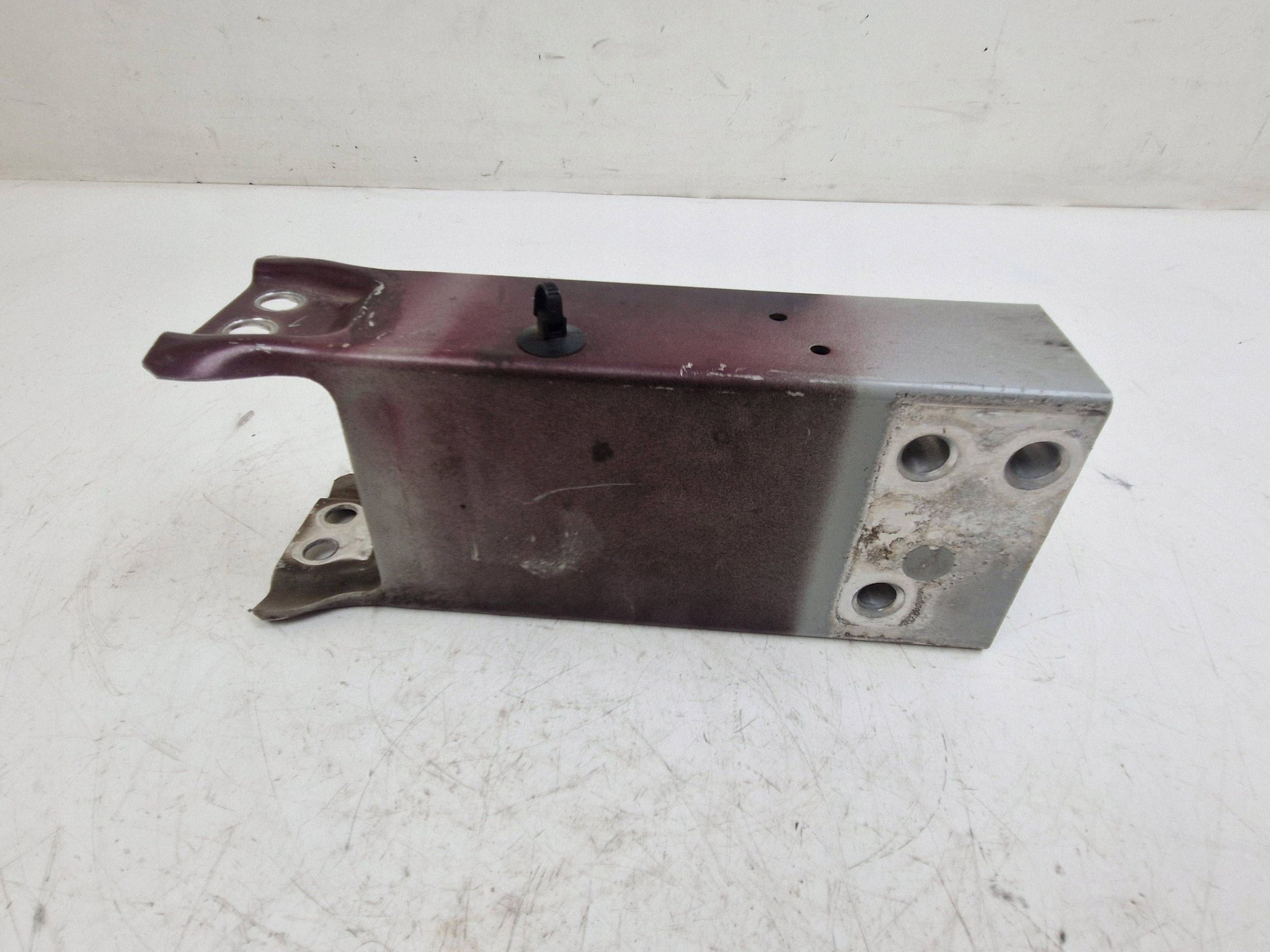 Para-choque Dianteiro Jaguar XE 2015 OEM MTL44152 image 5