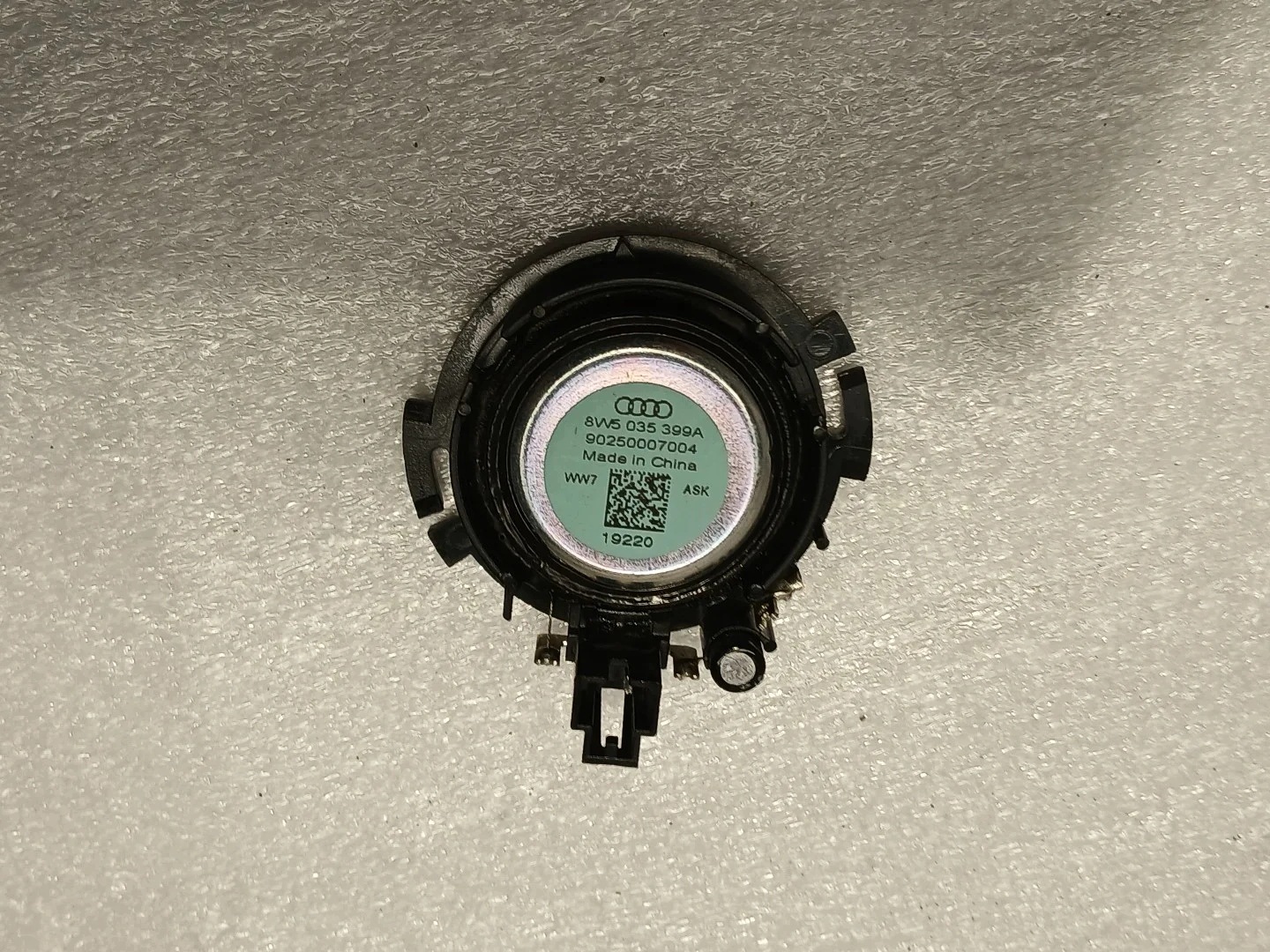 Diskant 8W5035399A Audi A4 B9 Bang&Olufsen image 3