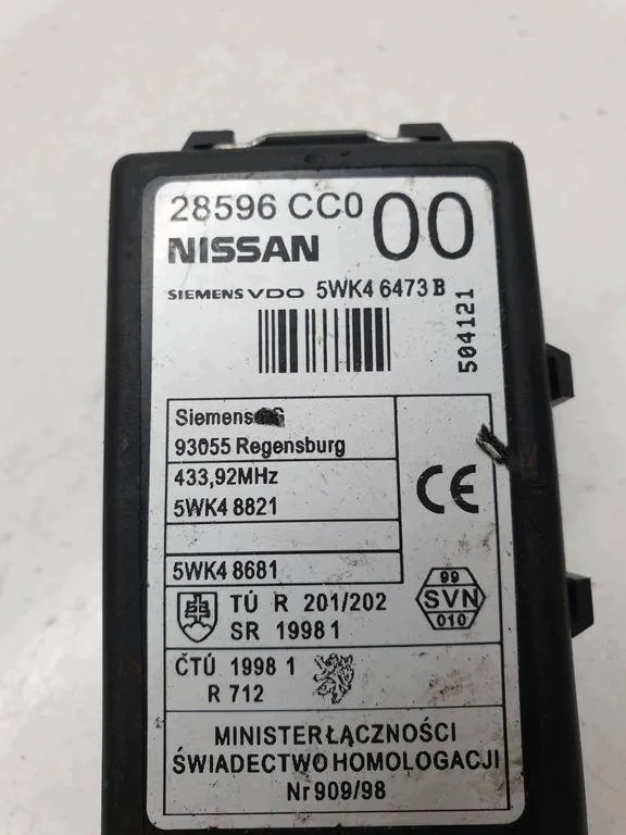 Nissan X-Trail T30 Central Locking Module 5WK48681 image 3