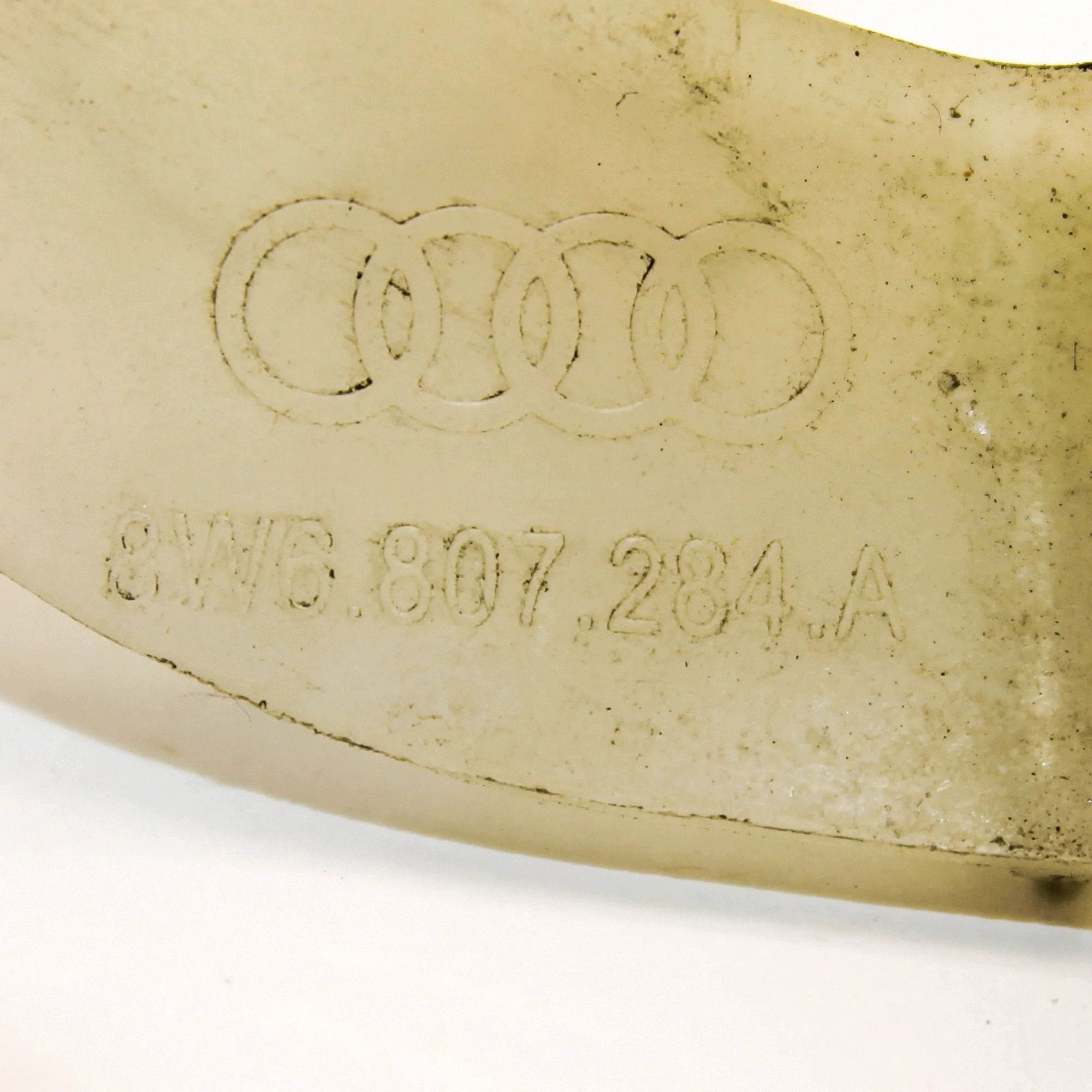 Bevestiging spatbord rechts Audi RS5 8W6807284A image 4