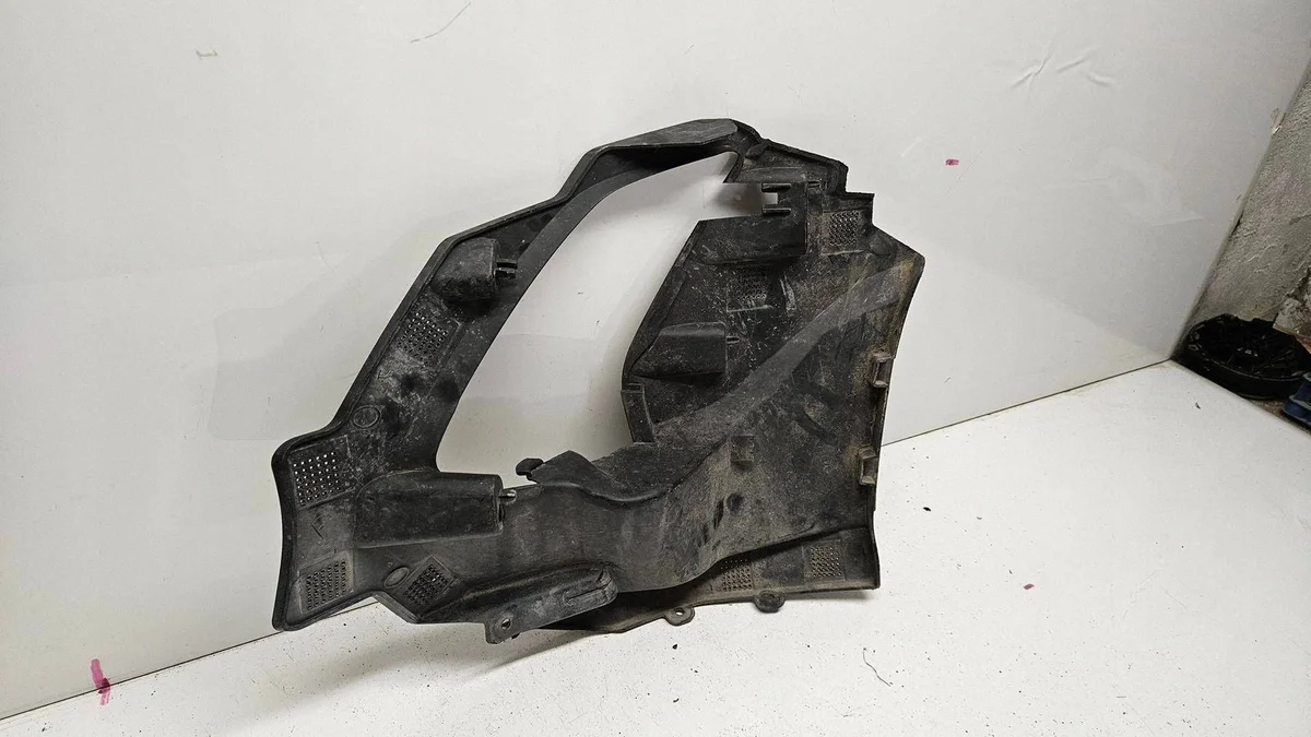 Support antibrouillard droit Ford Focus Mk4 JX7B-17E888 image 5