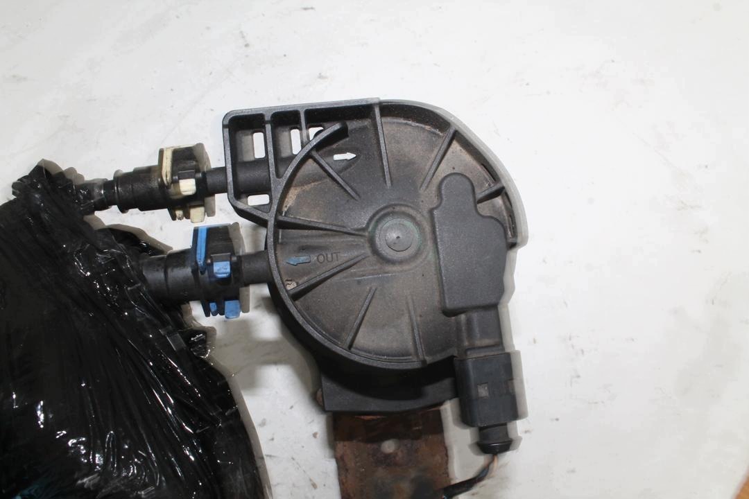 Fuel Filter Housing 13043220 Volvo XC60 2010 Used