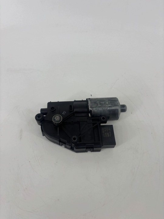 Kattoluukun moottori Seat Leon (5F) 0390200080