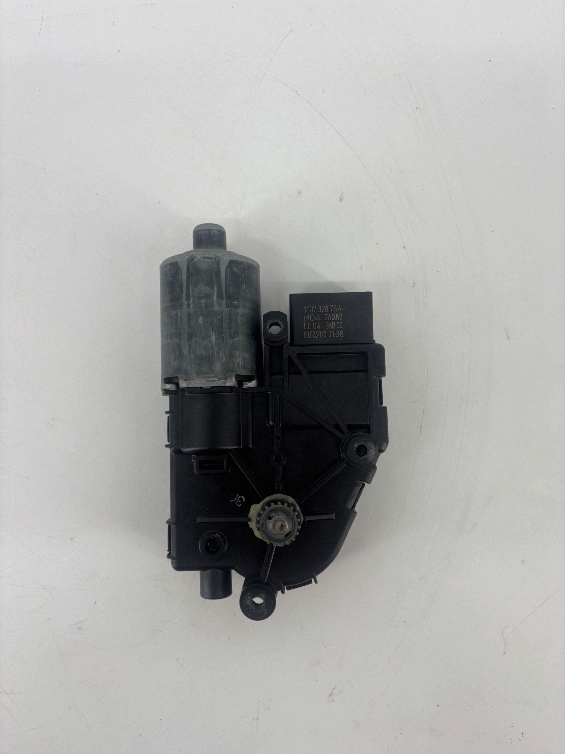 Moteur de toit ouvrant Seat Leon (5F) 0390200080 image 2