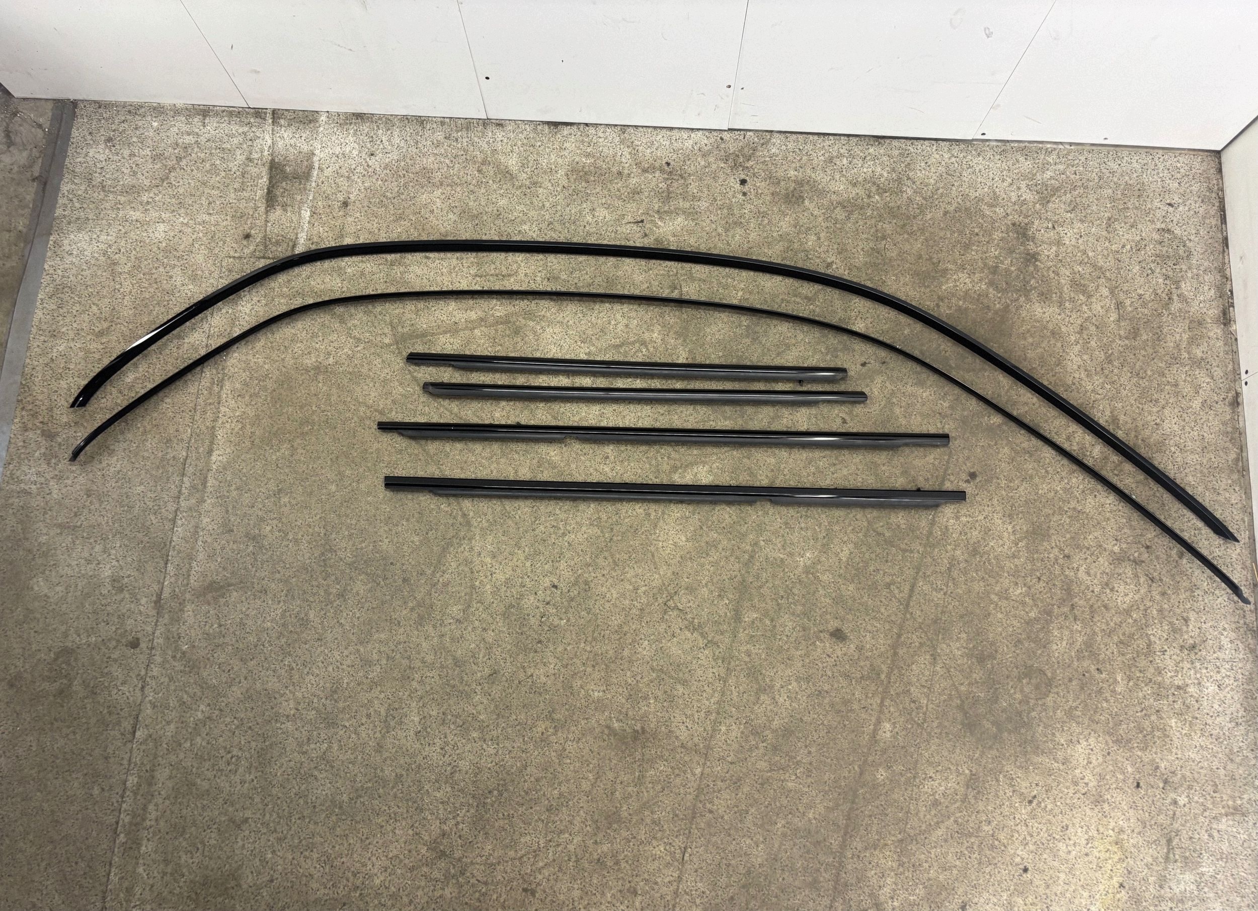 Ruitstrip Mercedes-Benz E W212 A212725030565 image 2