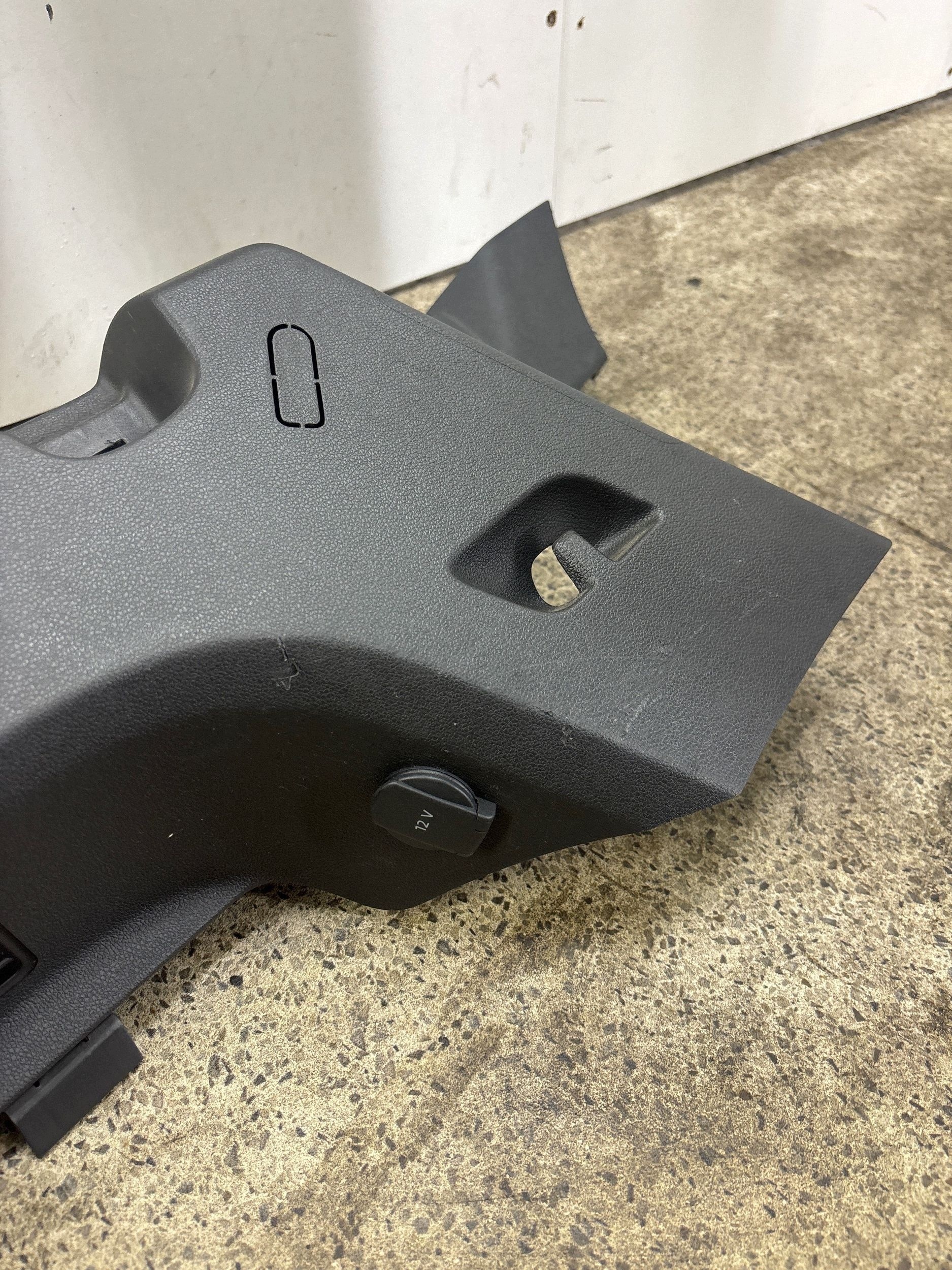 Maletero Seat Leon 5F 5F9867761A Usado image 7