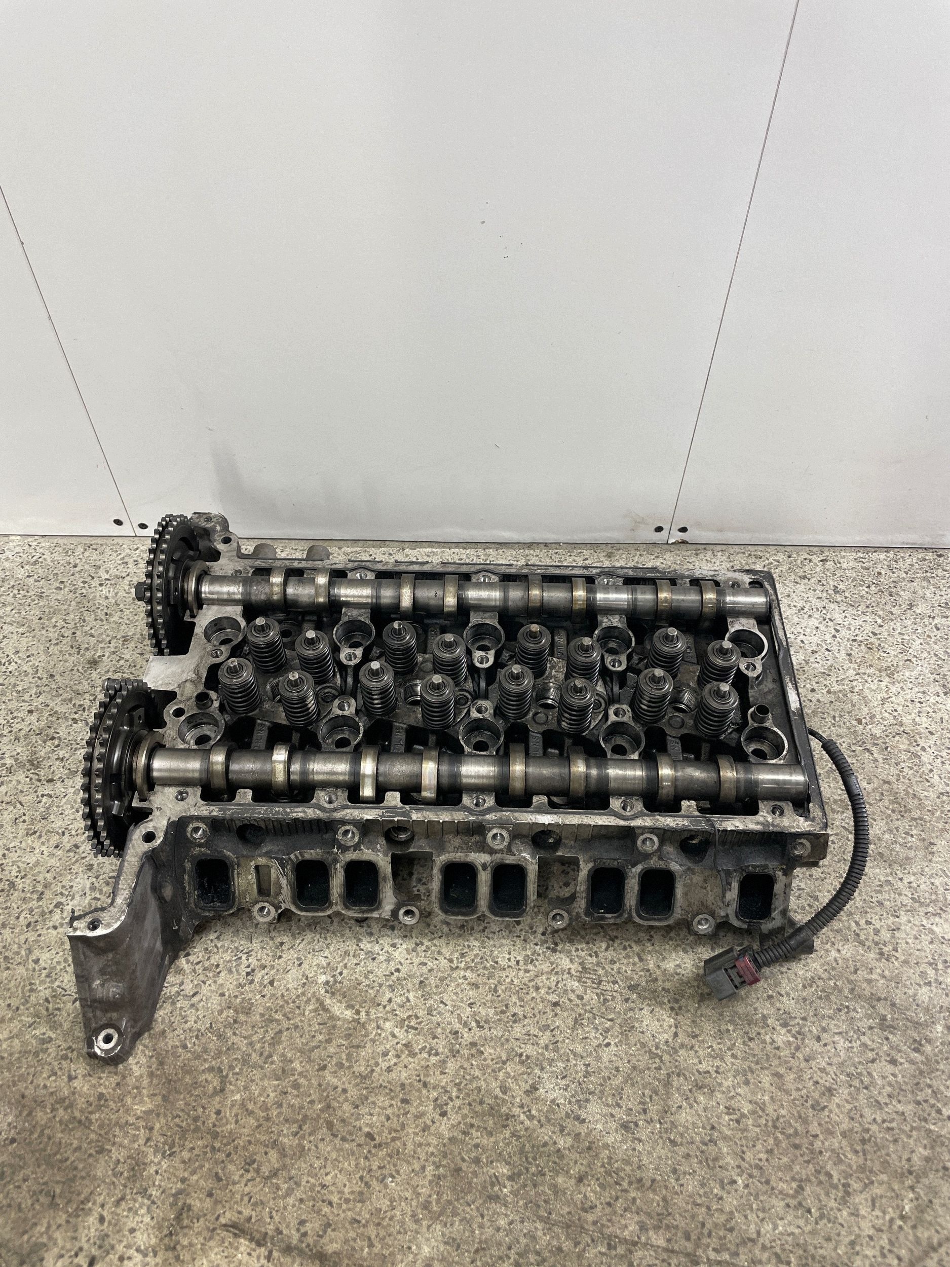Cabeçote Ford Transit OEM RVU6460 Usado image 2