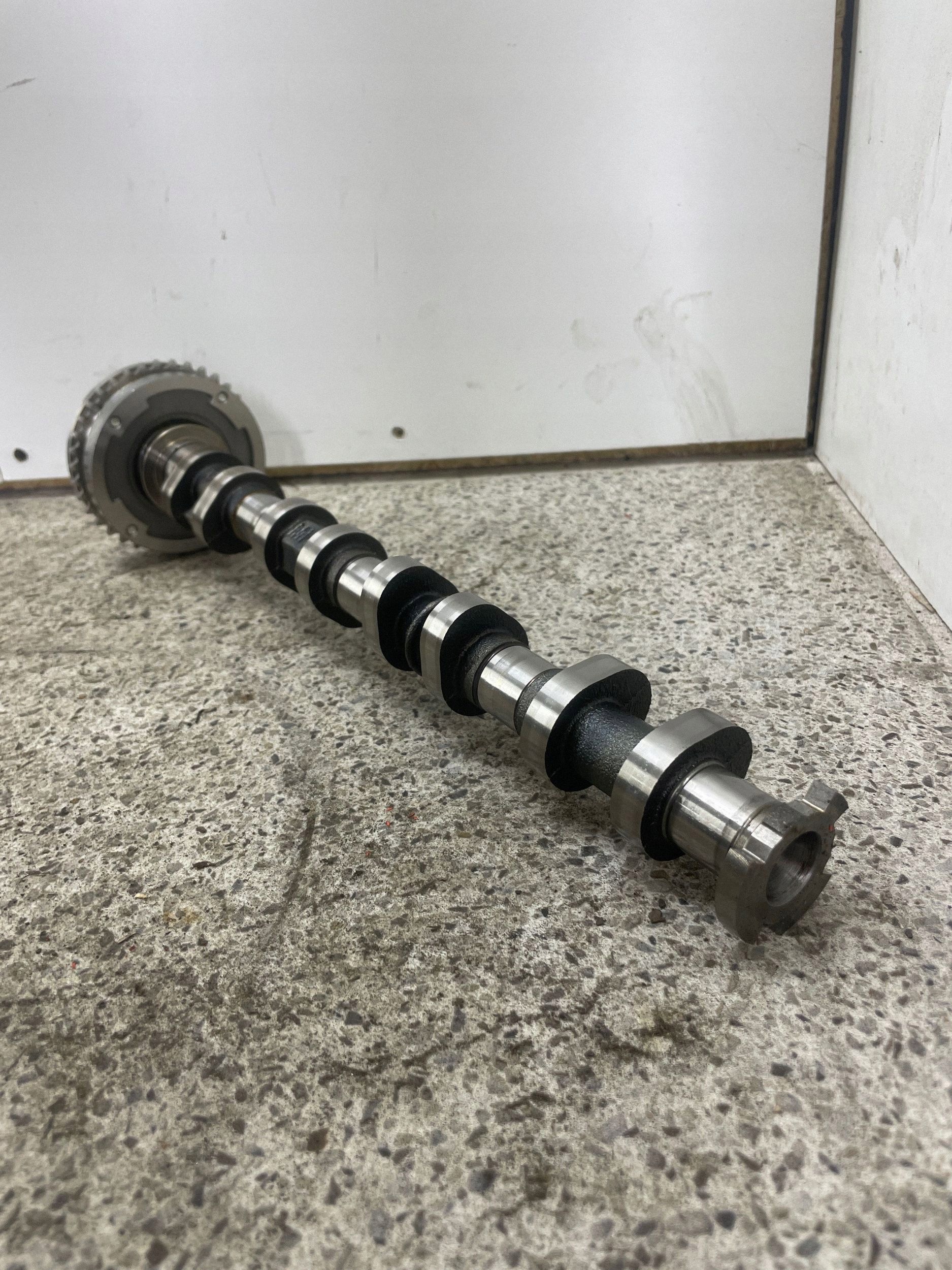 Árbol de levas Toyota 1305025010 2.5L híbrido 2020 image 3