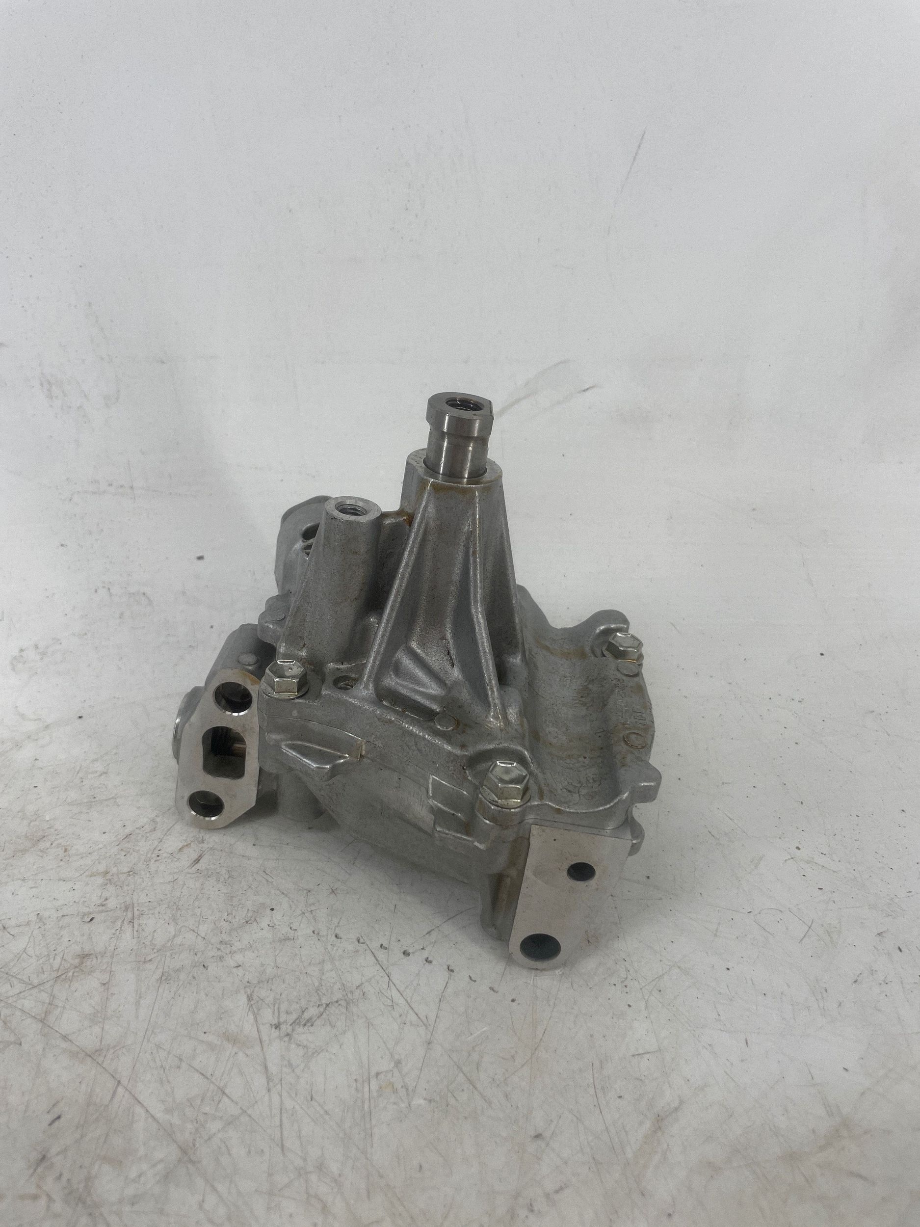 Oliepomp Toyota Corolla E210 E21 081N07510102 image 2