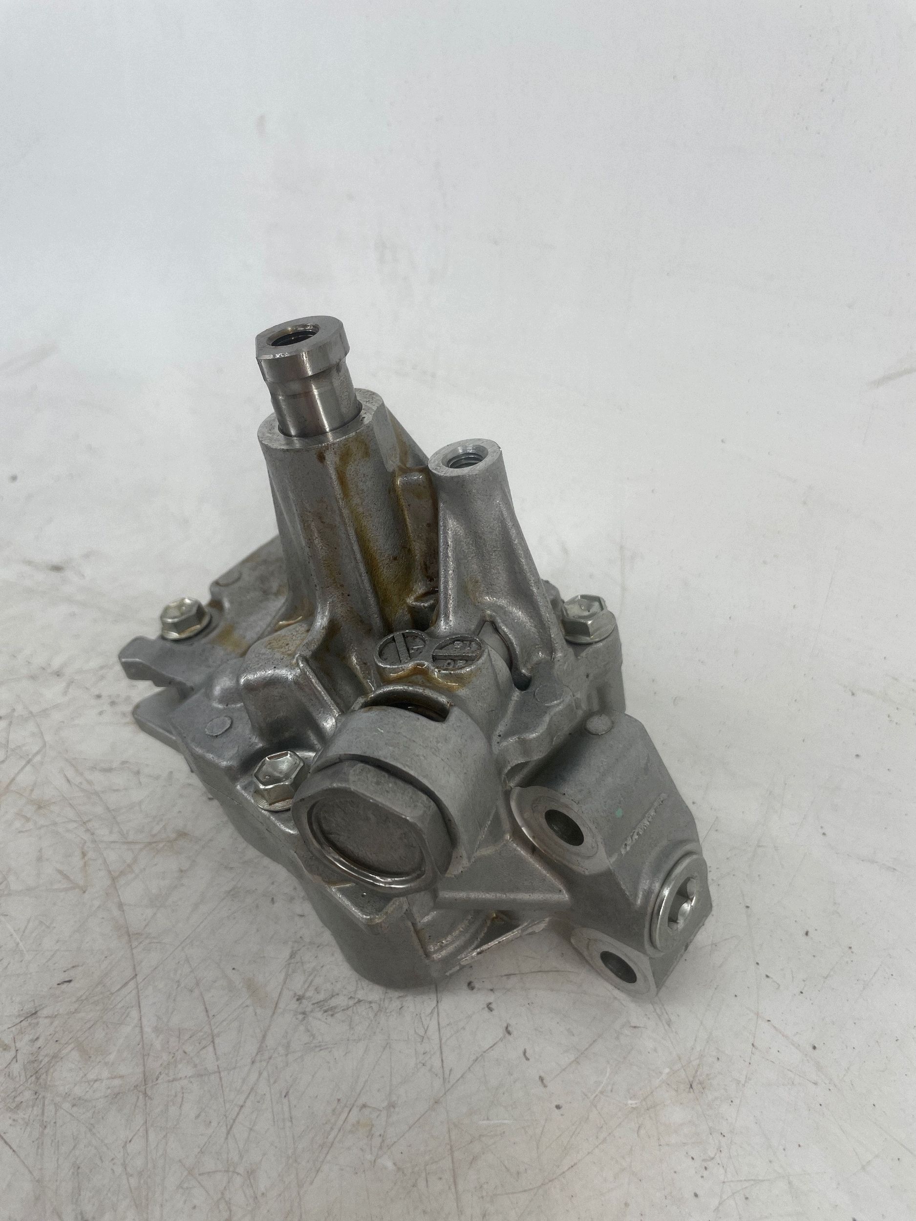 Oliepomp Toyota Corolla E210 E21 081N07510102 image 6