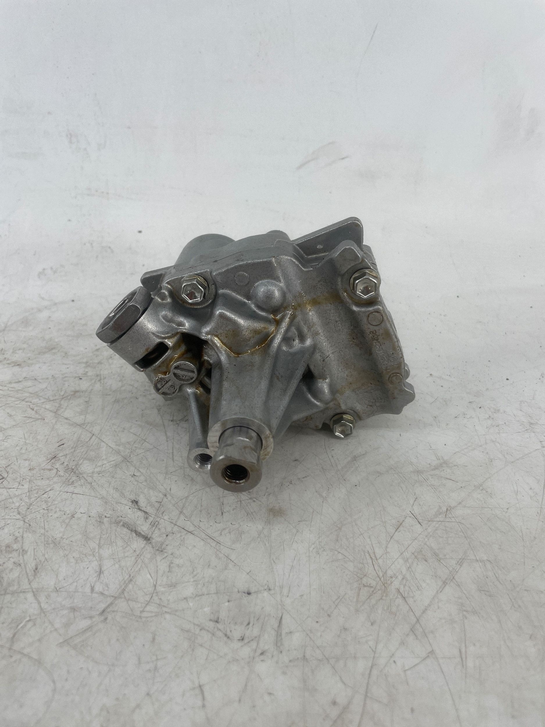 Oliepomp Toyota Corolla E210 E21 081N07510102 image 8