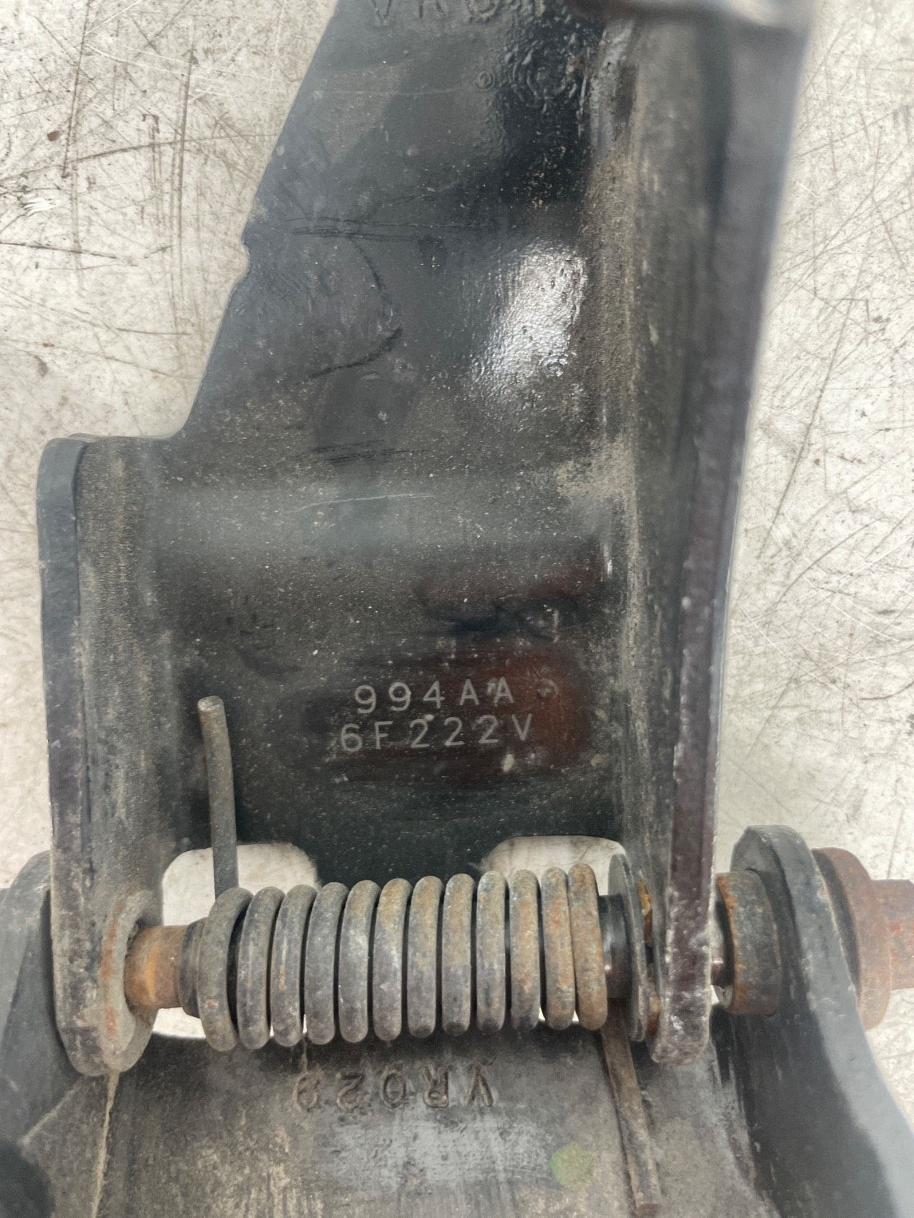 Charnière inférieure arrière Chrysler Pacifica 994AA image 5