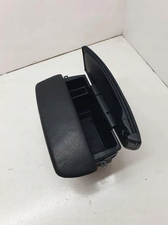 Accoudoir avant BMW X5 E70 2007-2013 image 7