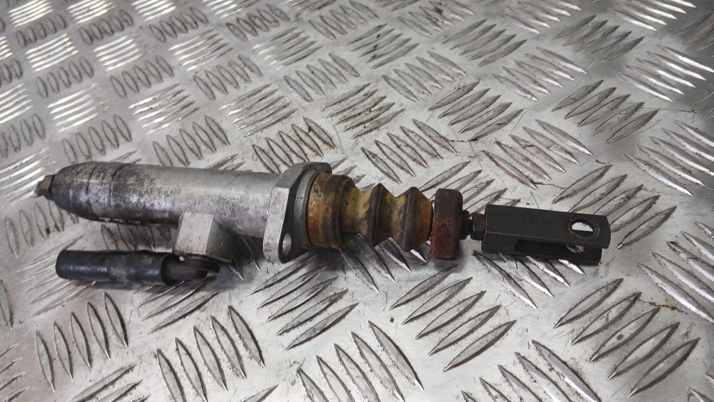 Bomba de Embreagem Audi 80 B4 2.0B 91-96R V-150033-883721401D image 3