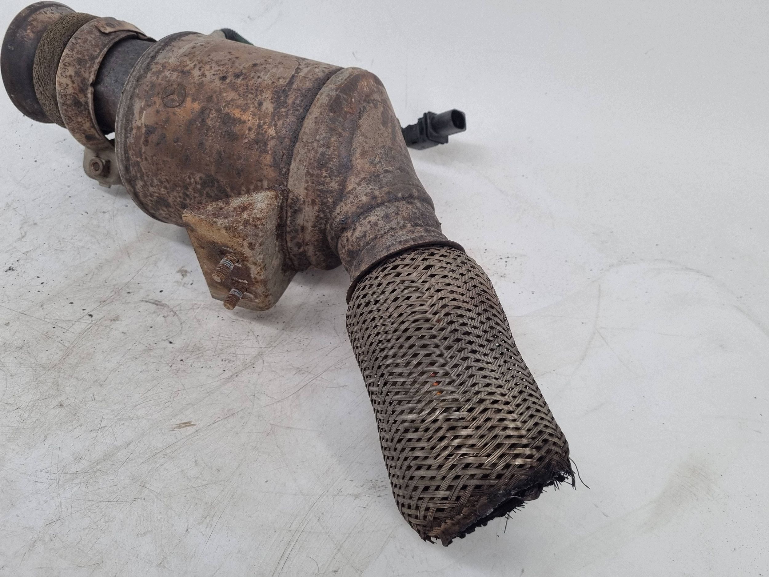 Katalysator/DPF Mercedes Vito Viano W639 A6394902214 image 3
