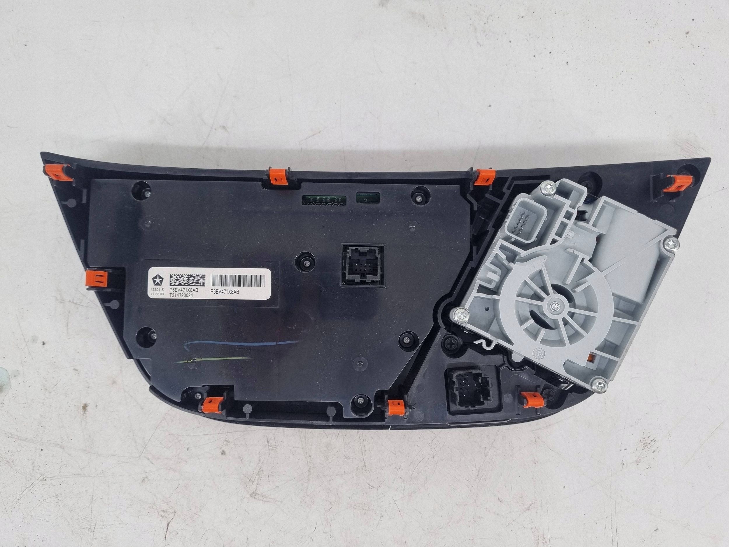 Chrysler Pacifica 2018 Panneau Climatisation P6EV471X8AB image 6