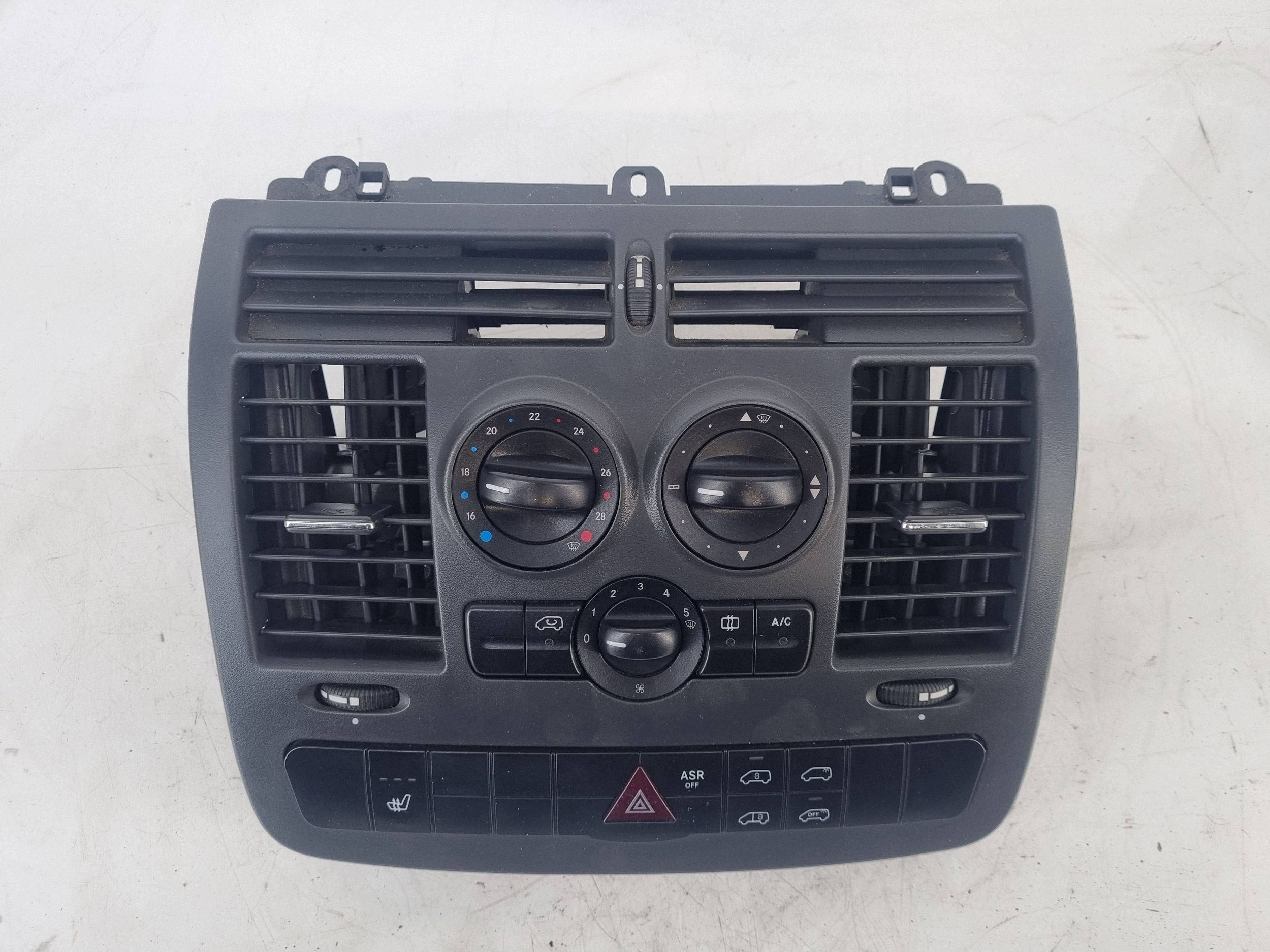Klimatpanel Mercedes Vito W639 5HB008512 image 2