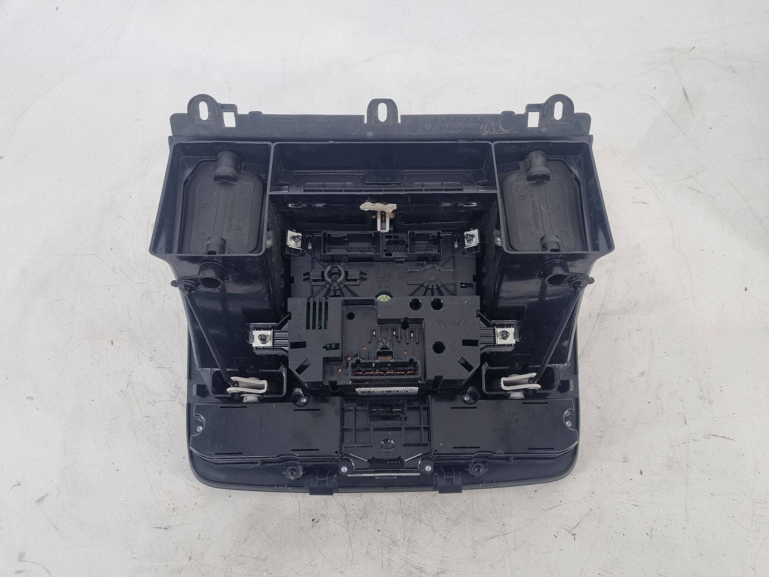 Klimatpanel Mercedes Vito W639 5HB008512 image 4