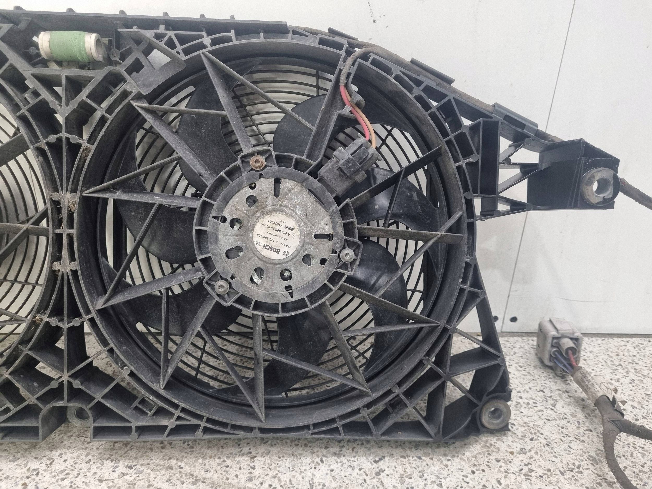 Kühlerlüfter Mercedes-Benz Vito Viano W639 0130308106 image 7