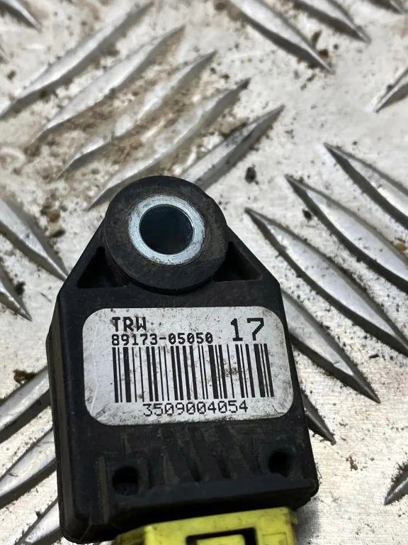Schok sensor Toyota OE 89173-05050 image 3