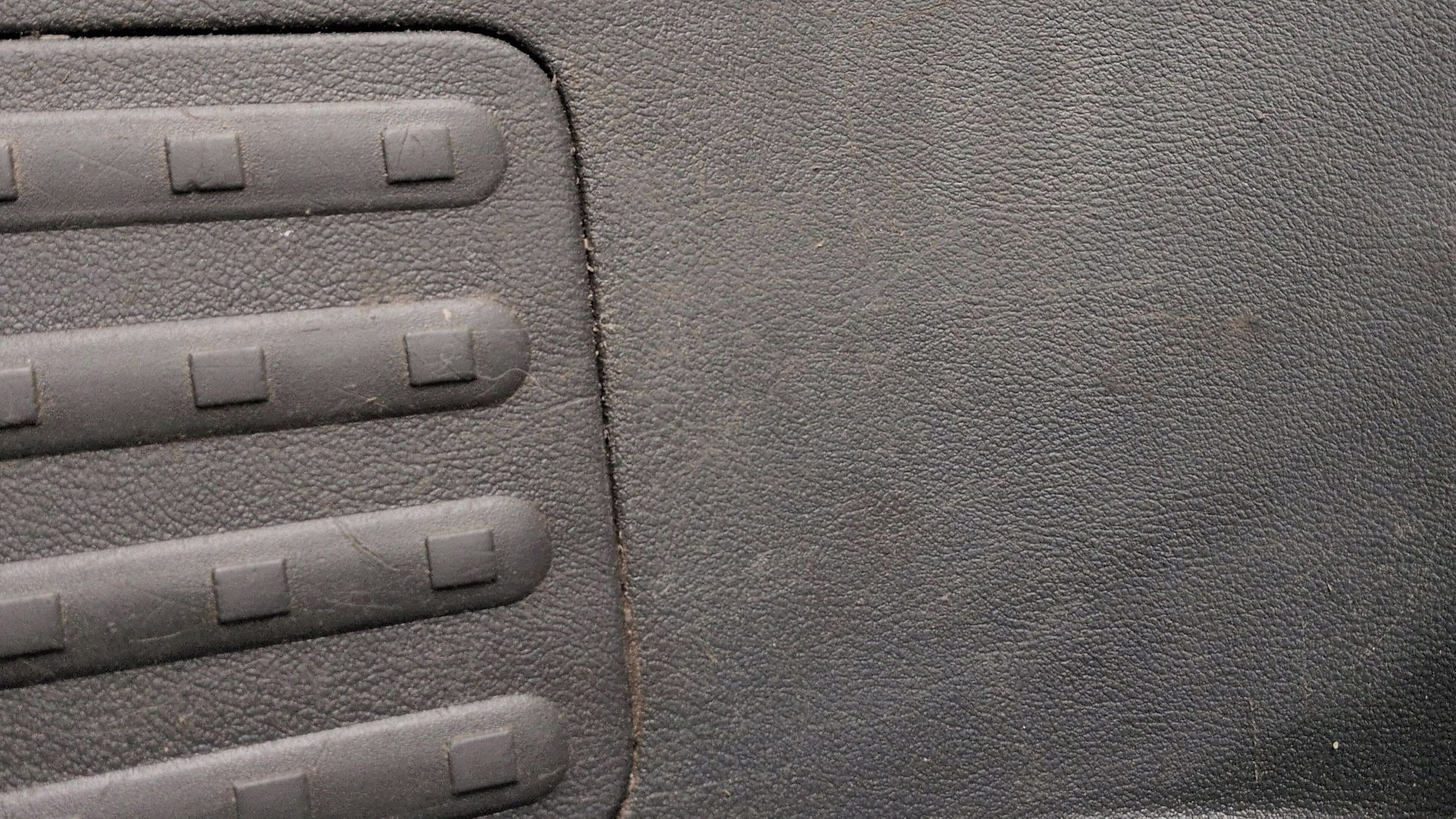 Door Step Threshold Right Front 7H5863736F VW T5 Multivan image 8