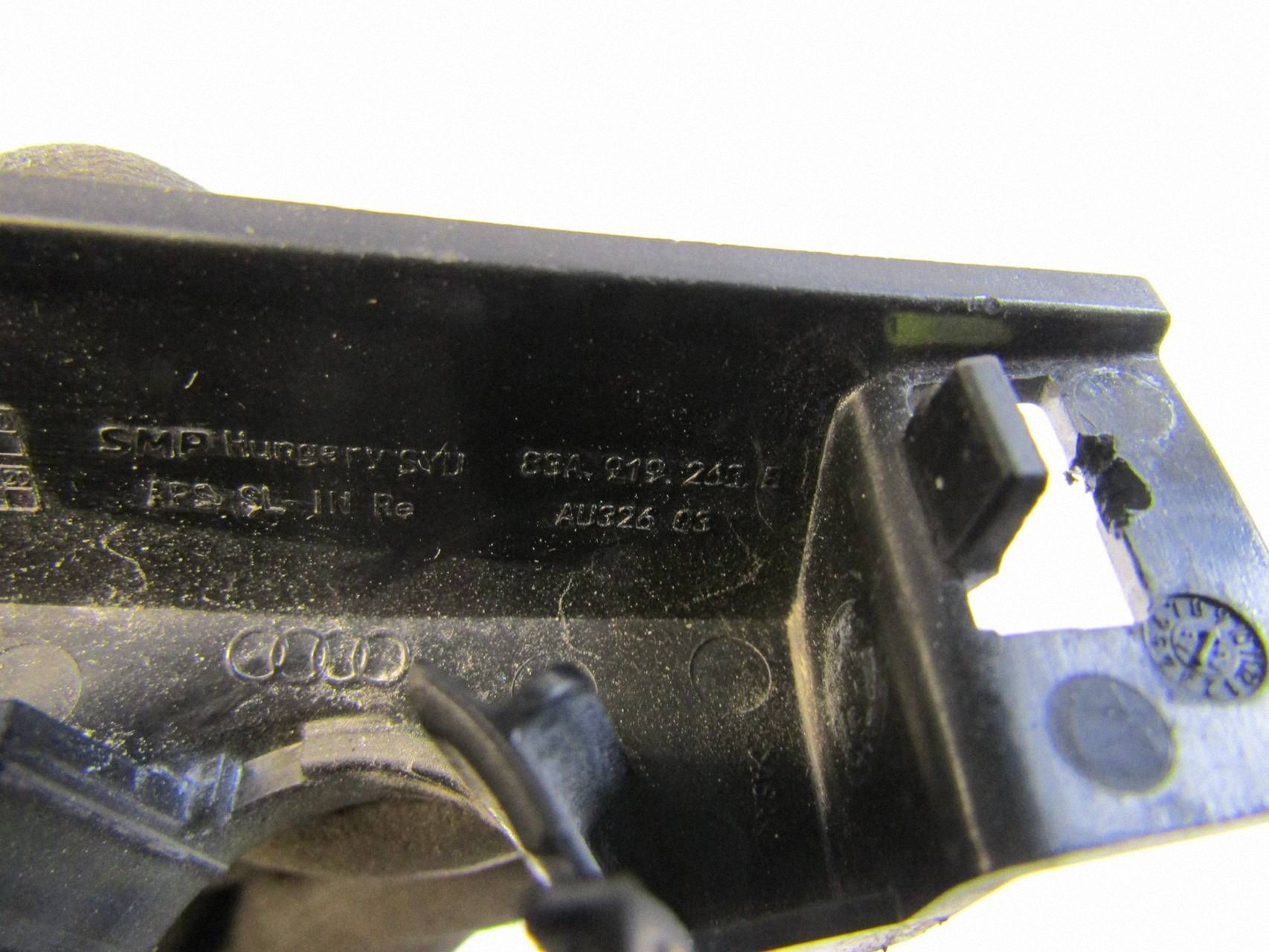Support capteur PDC Audi Q3 83A droit 83A919268B image 7