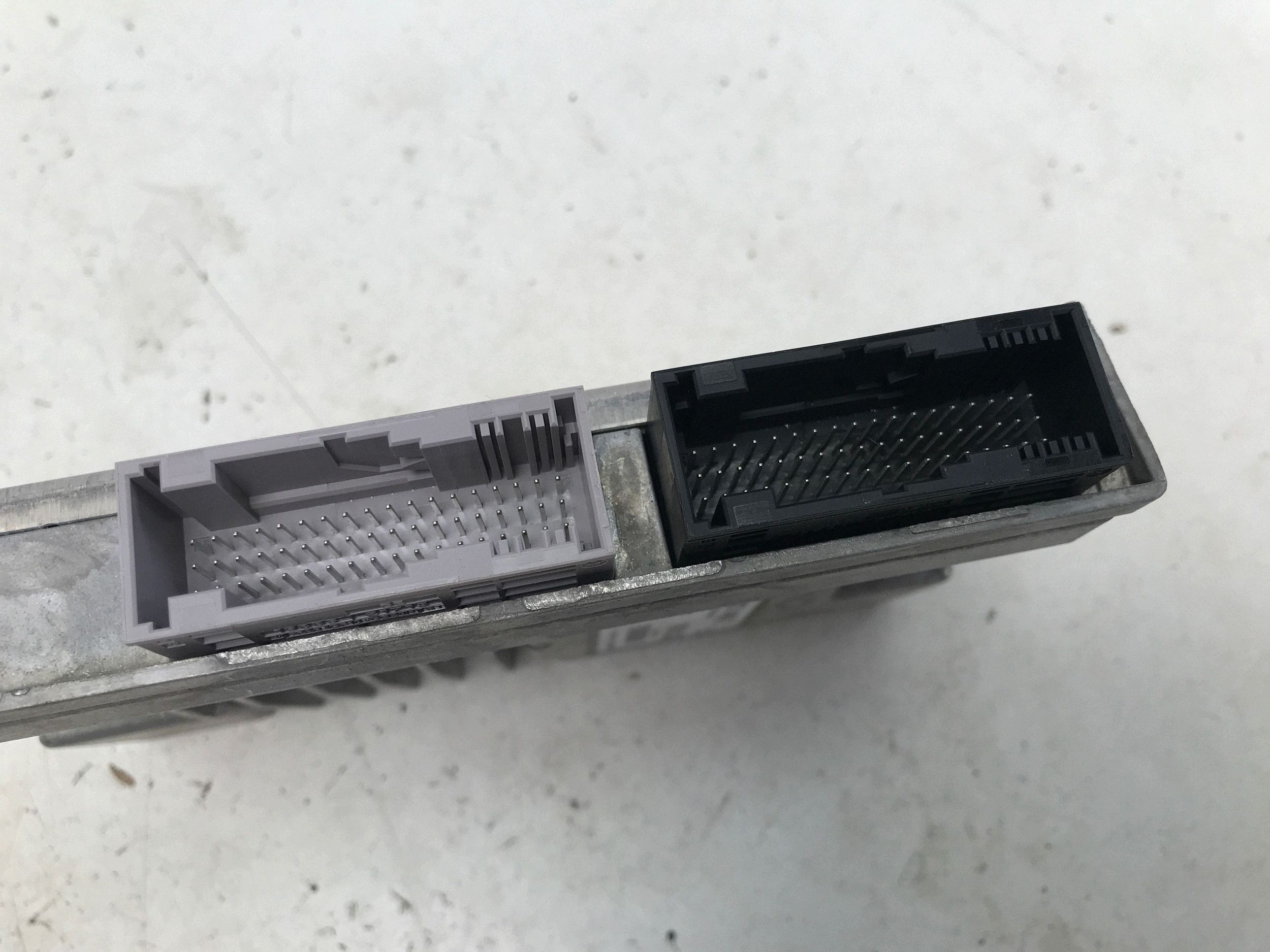 AUDI E-TRON GT Q7 Q8 2023 Gateway 4KR907468E image 3