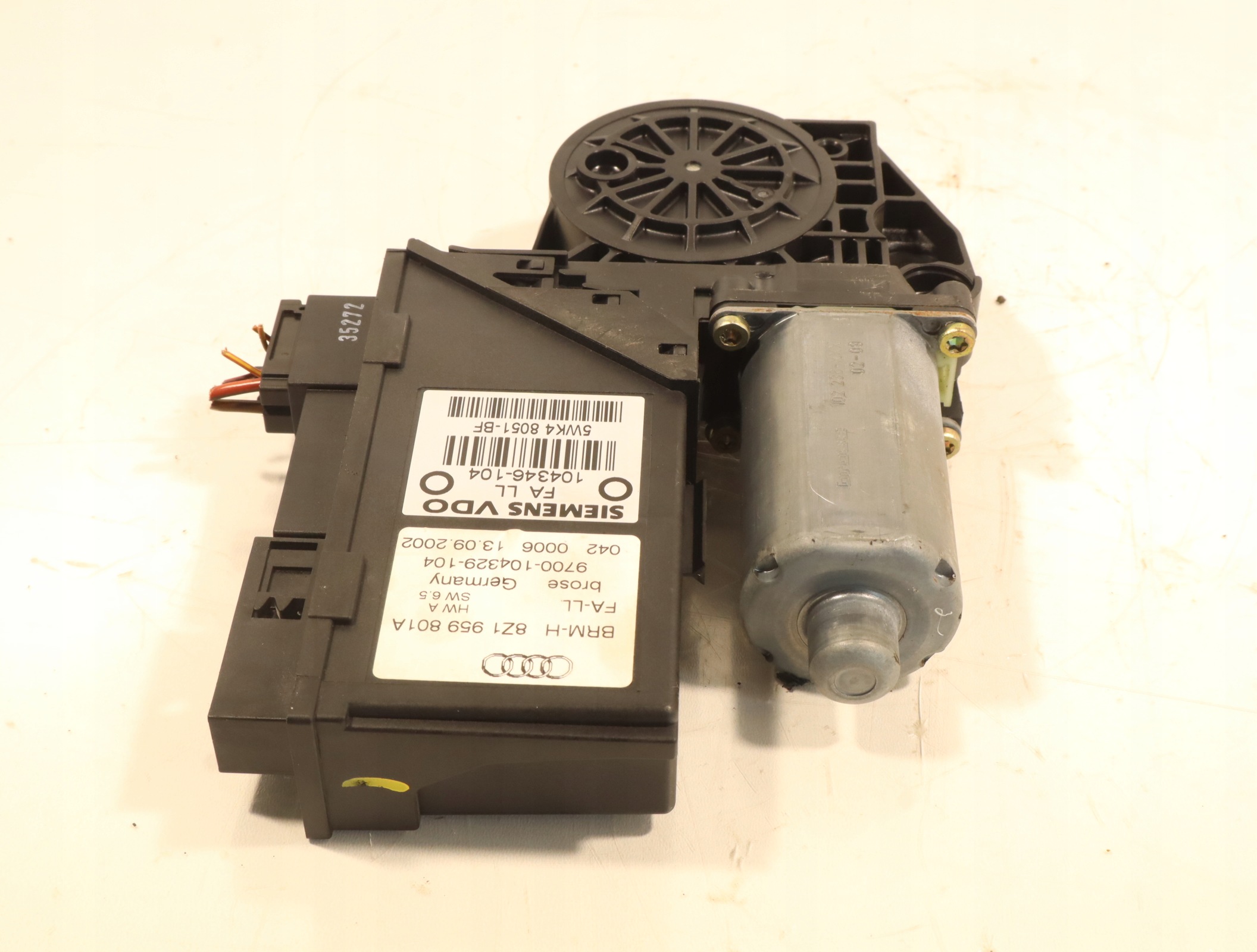 Motor de Vidro Dianteiro Esquerdo Audi A2 8Z1959801A image 3