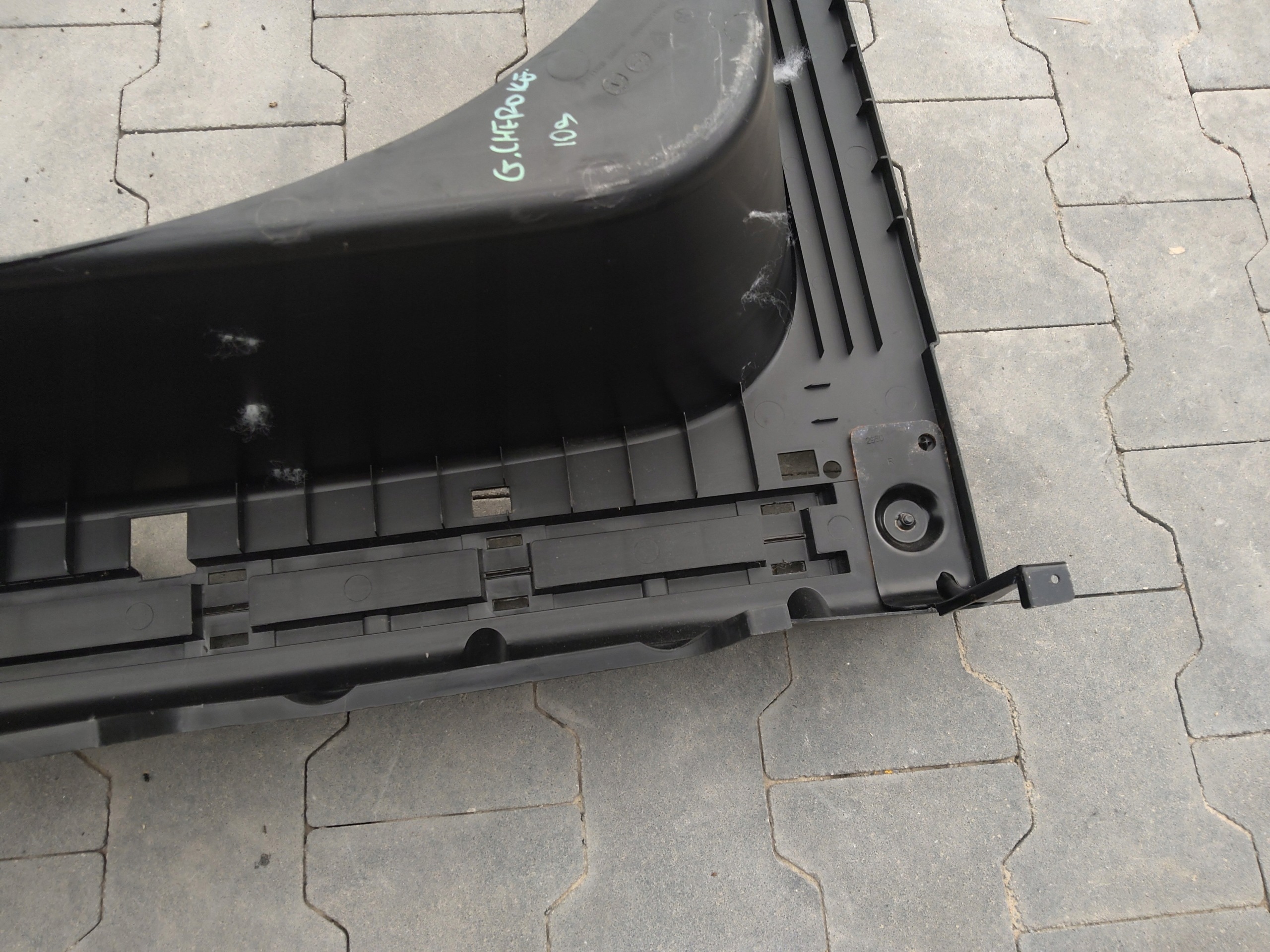 Jeep Grand Cherokee 10- Kofferraum-Einlage OEM 68083016AD image 8