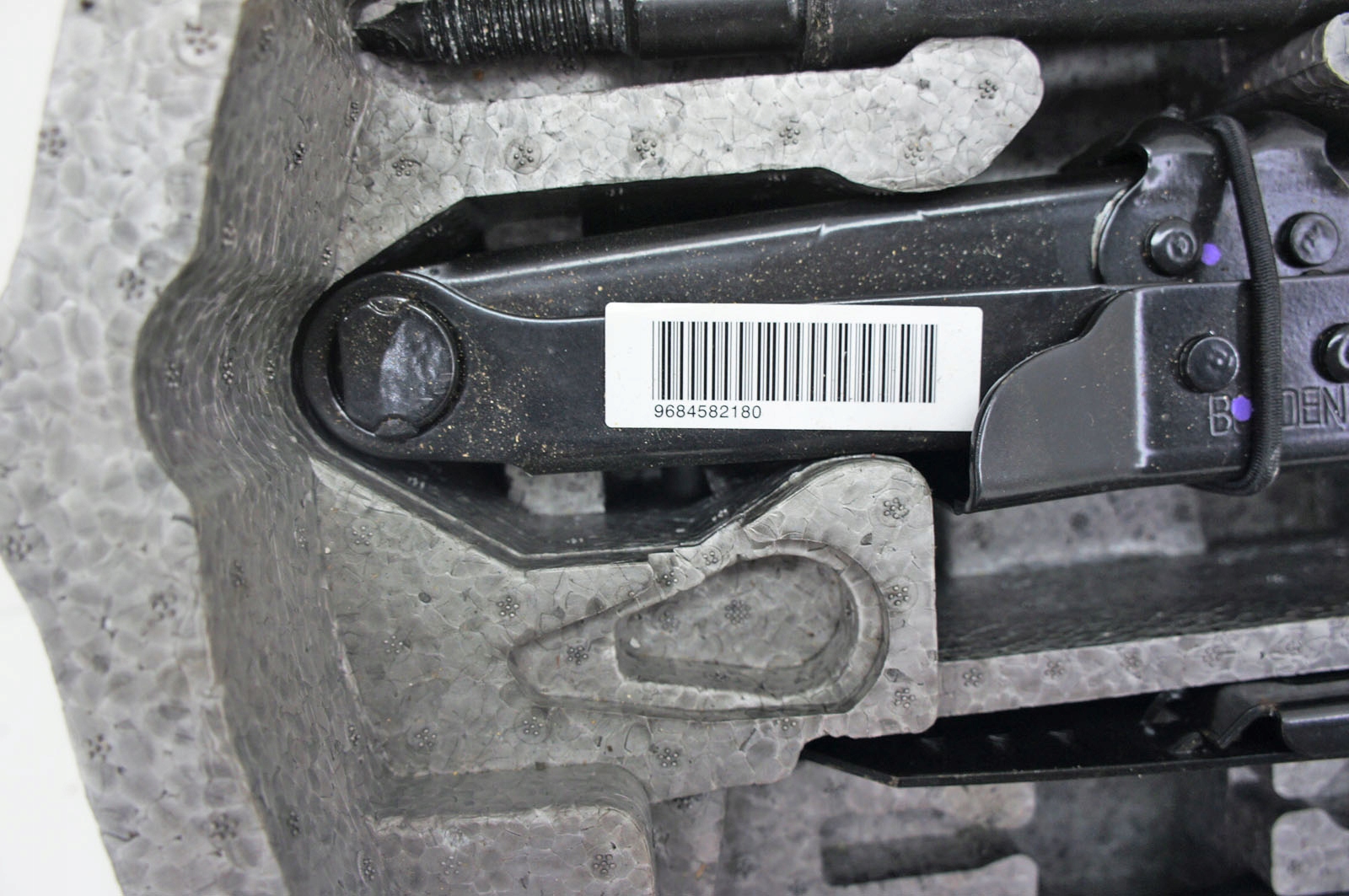 Opel Astra K V tavaratilan sisusta, käytetty, OEM RV293-AR51363