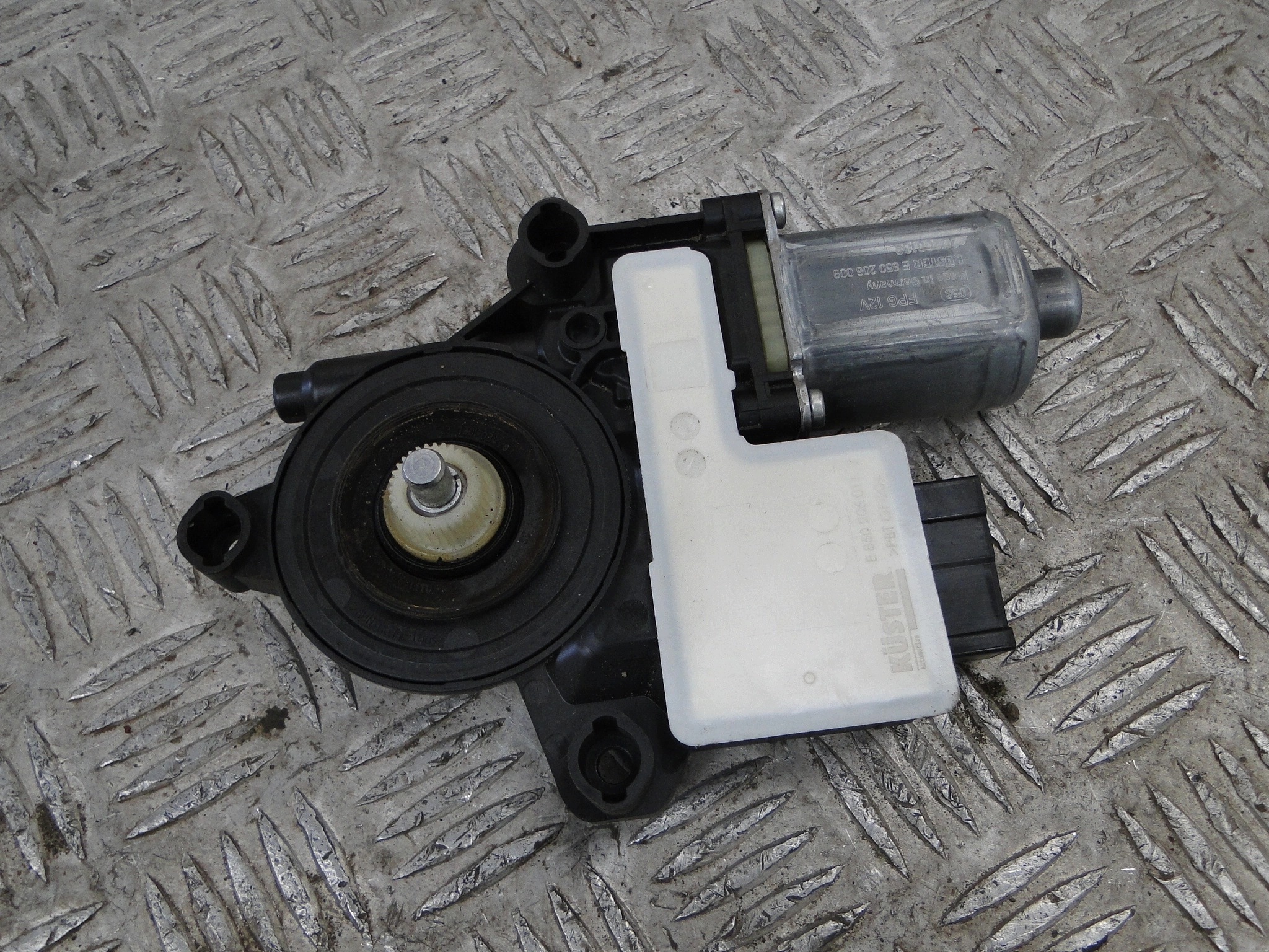 Motor de Vidro Esquerdo Dianteiro VW Polo 2G 2Q1959405B image 3