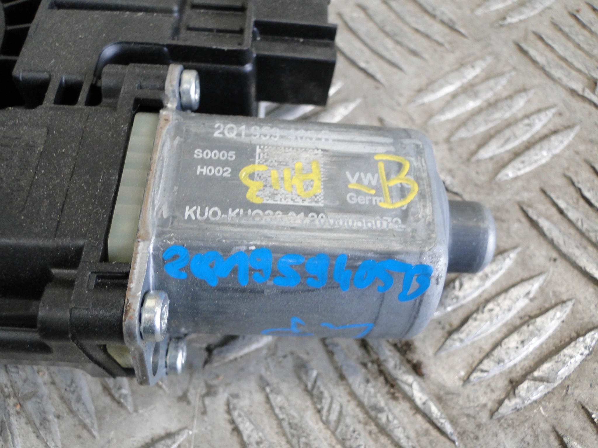 Motor de Vidro Esquerdo Dianteiro VW Polo 2G 2Q1959405B image 5