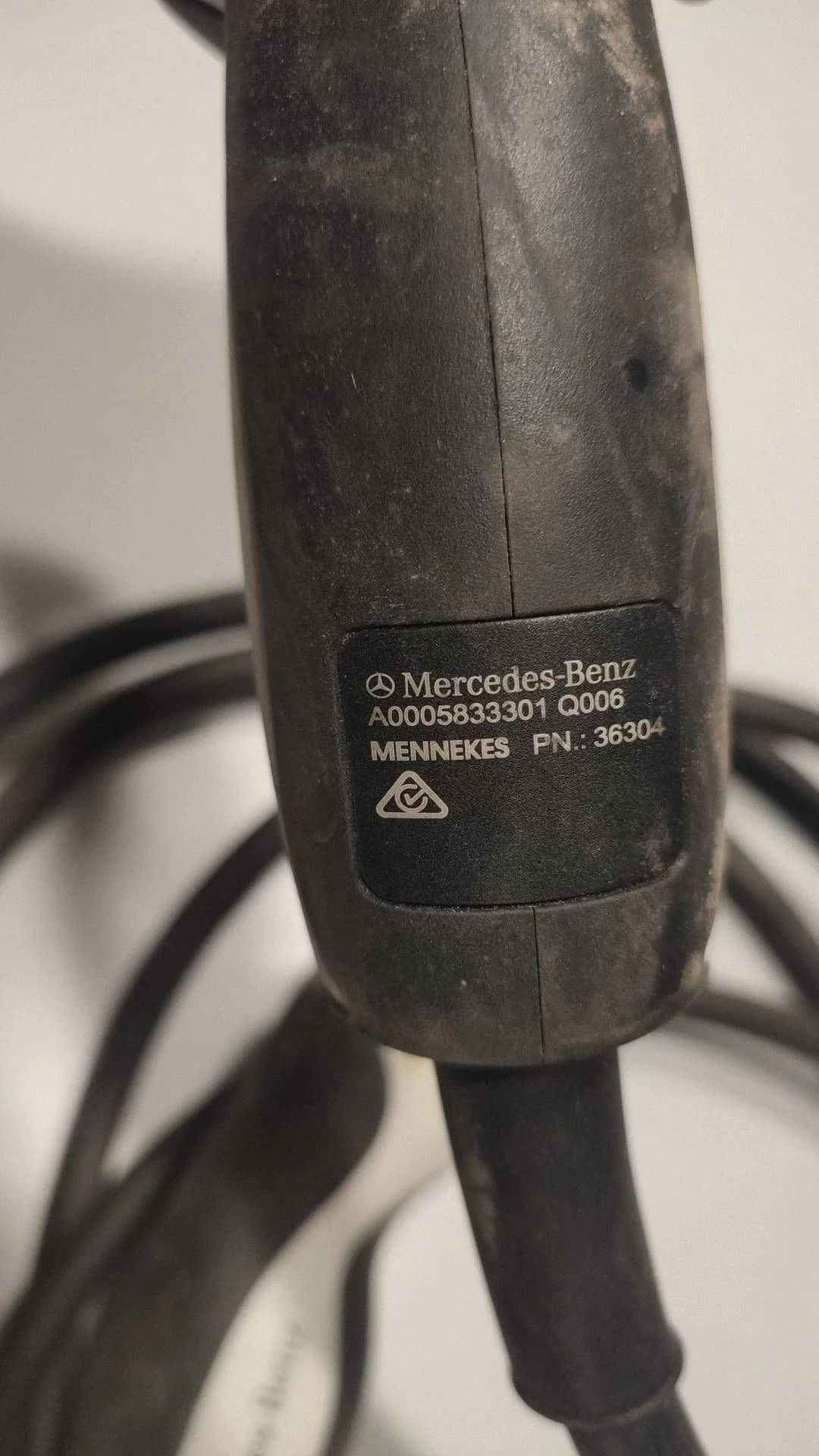Câble de recharge Mercedes-Benz A0005833301 image 6