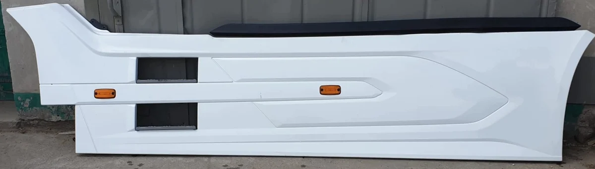 Spoileri DAF XF XG XG+ Käytetty OEM 2292751