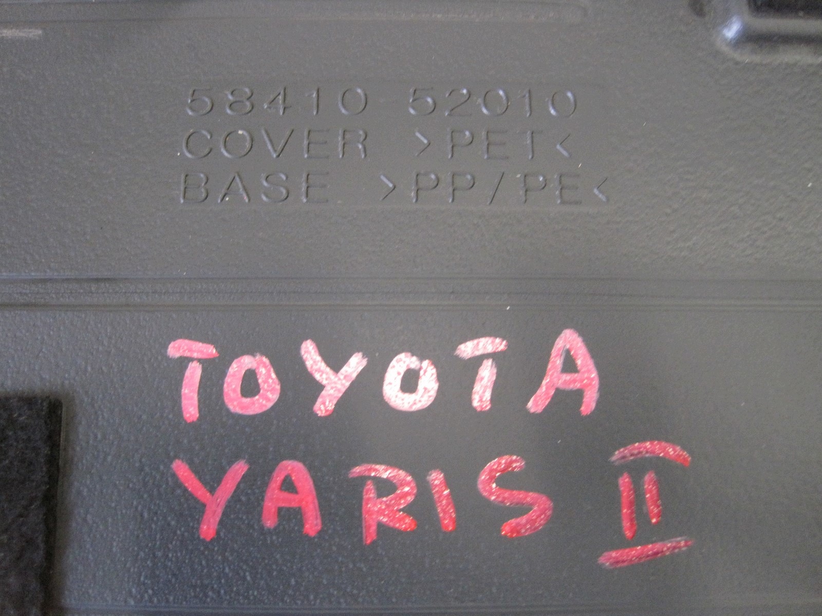Kofferraumboden Toyota Yaris II III gebraucht image 9