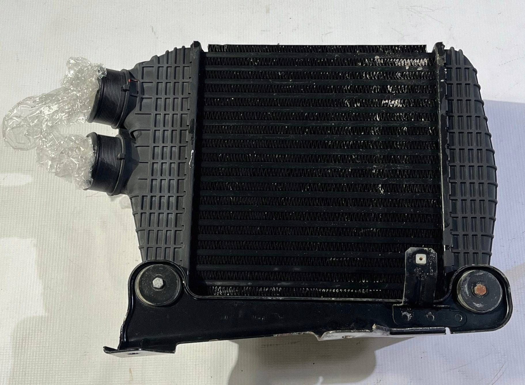 Intercooler Maserati Ghibli III Levante Quattroporte VI 16484793