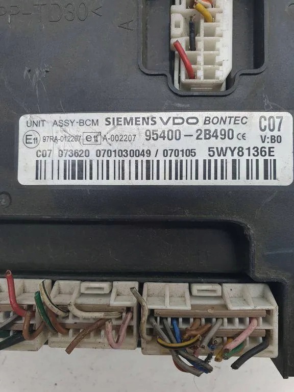 Hyundai 5WY8136E Comfortmodule 2.2L hybride 2007 image 3