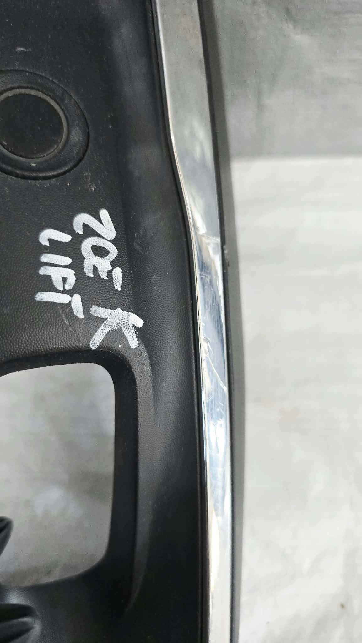 Grelha Para-choques Renault Zoe 2021 PDC Esquerda image 3
