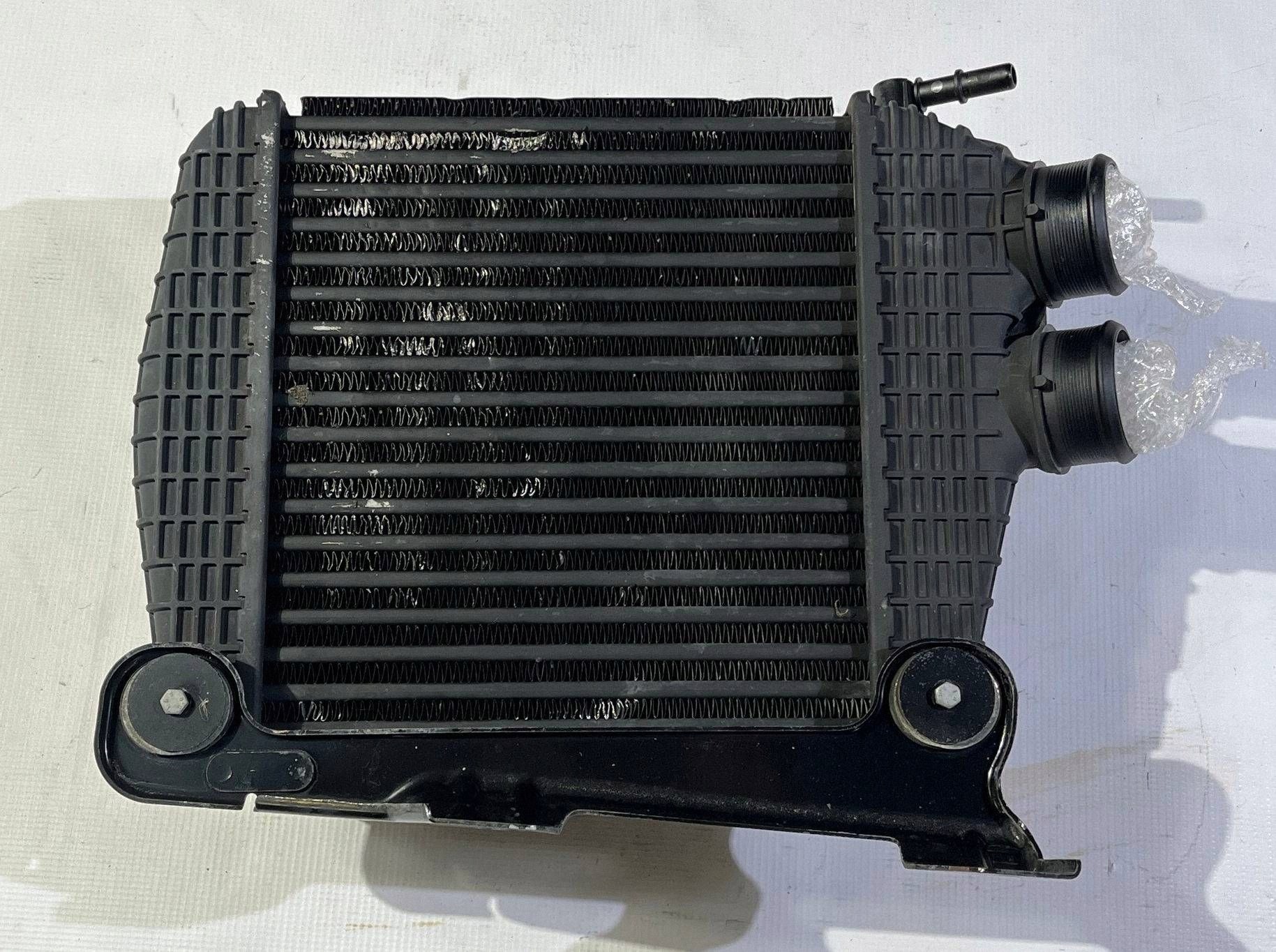Intercooler Air Cooler Right Mount Maserati Levante 3.0 V6