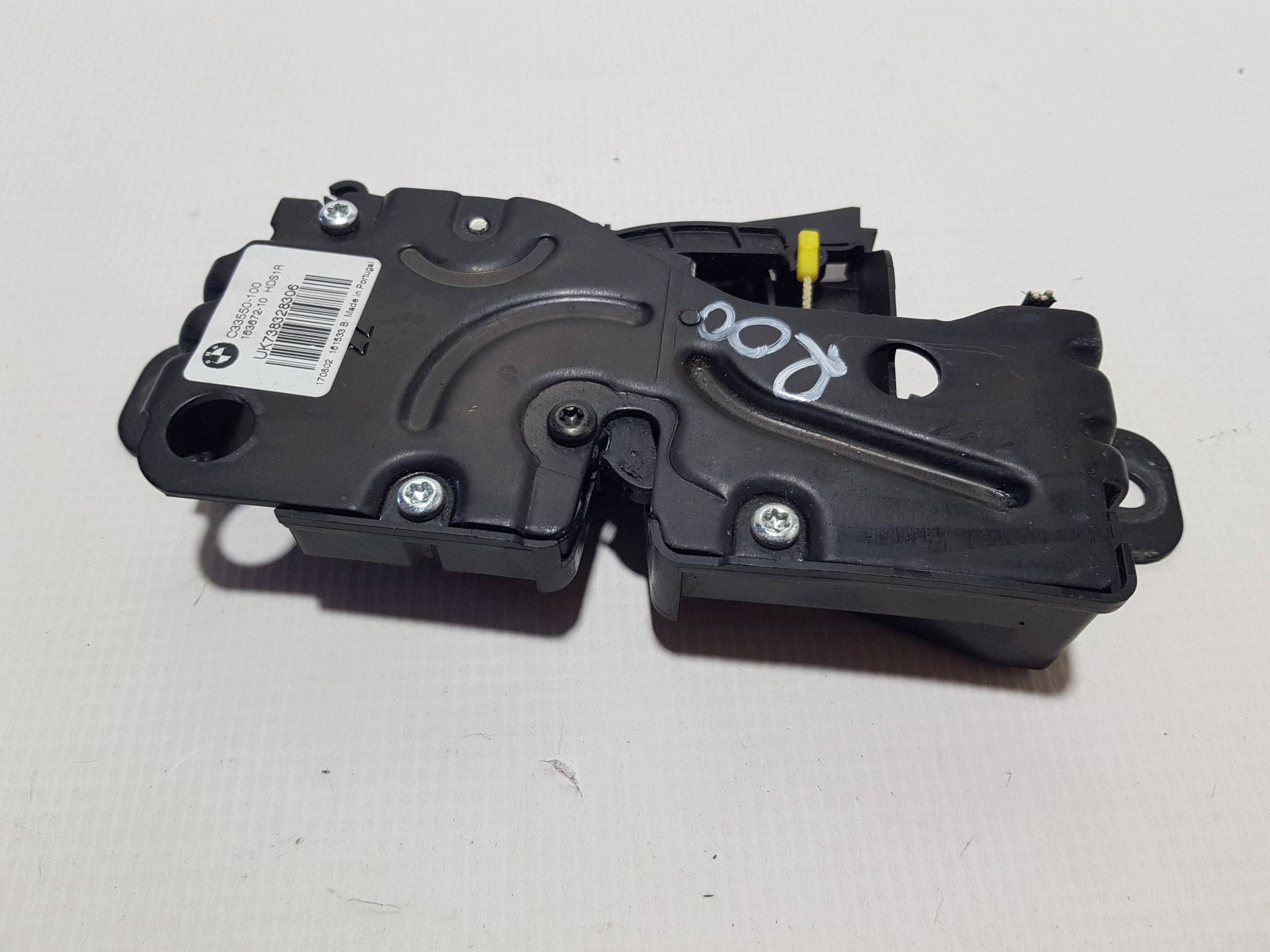 Serrure de coffre BMW 5 G30 G38 16367210BBG image 2