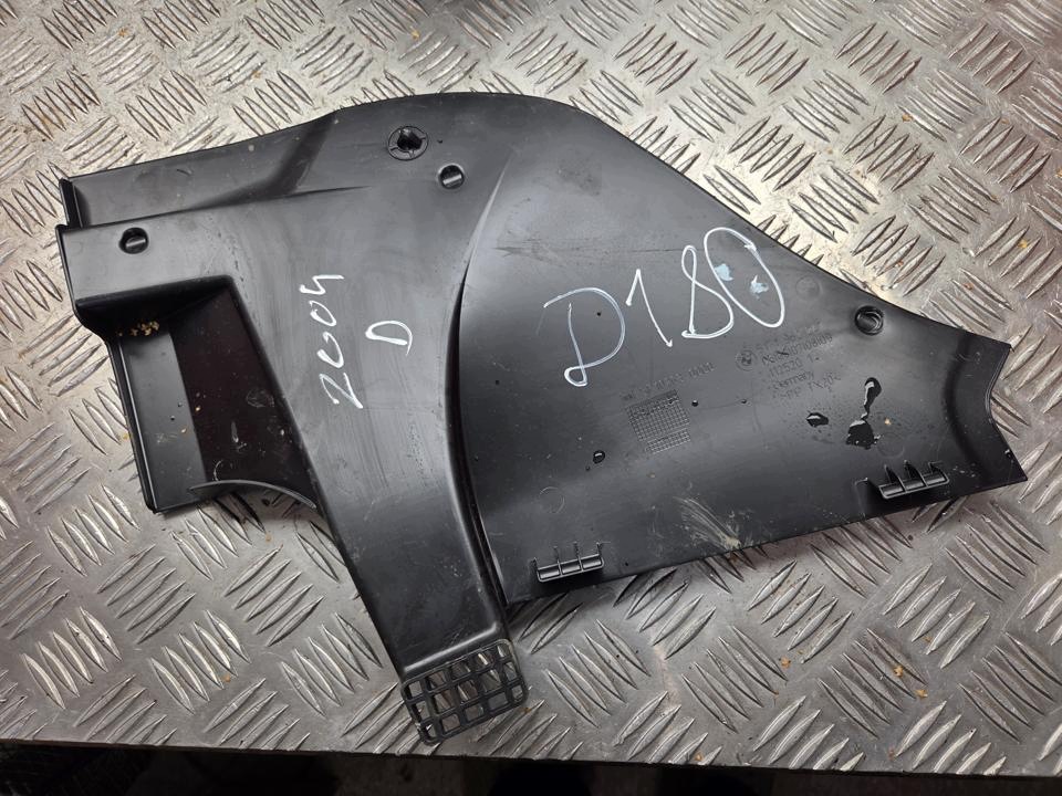 BMW 5 G60 2025 - Cache sous moteur image 2