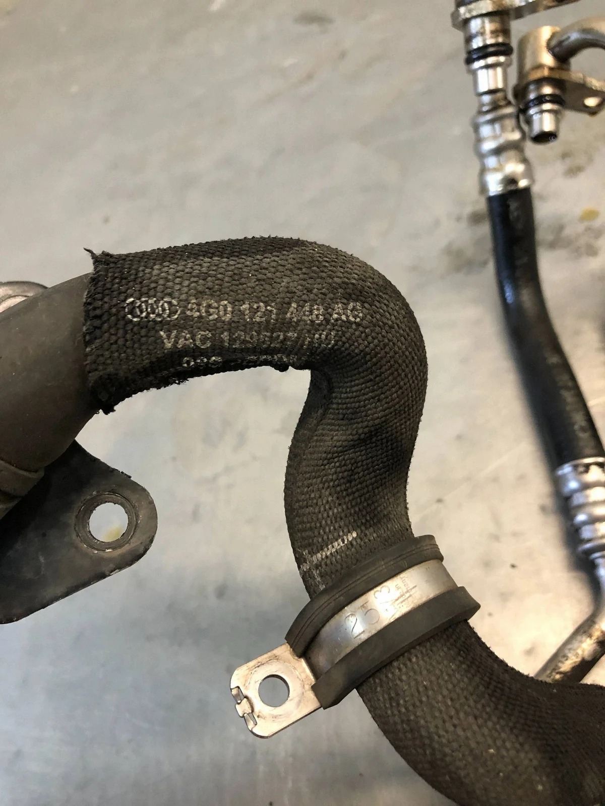 A7 4G 3.0 TDI öljynjäähdytin image 3
