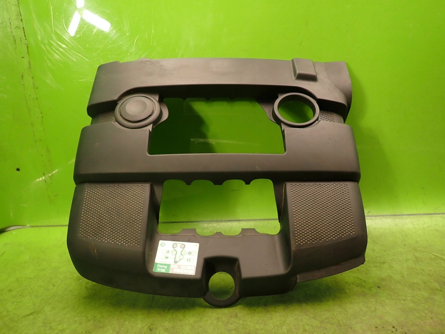 Ylä moottorin suojus AUDI A3 8L1 06A103925 1.6 74kW