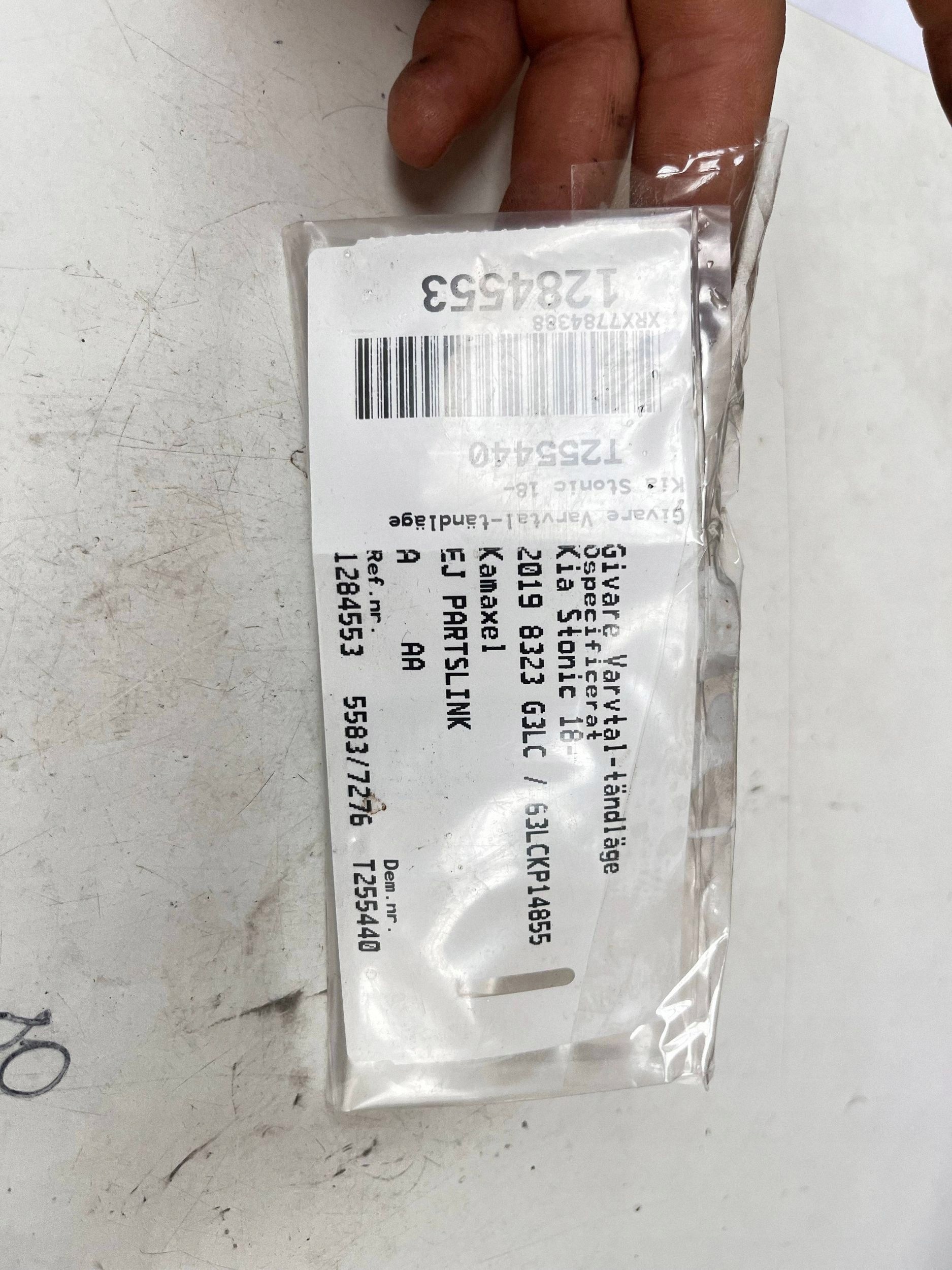 Sensor de Árvore de Cames Hyundai Kona I 393503A000 Usado image 3